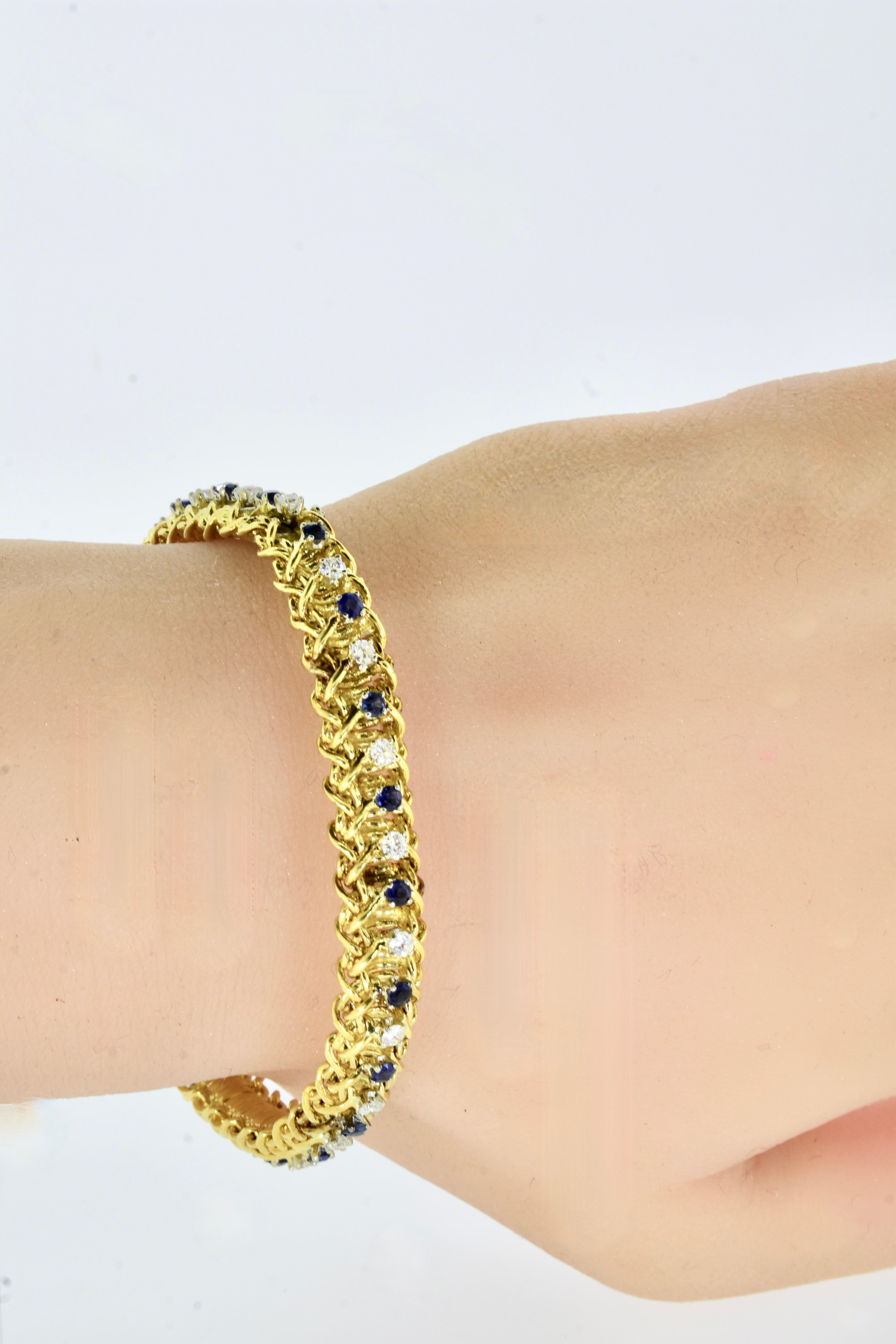 Tiffany & Co Fine 18K Vintage Bracelet with Fine Diamonds and Sapphires, c. 1960 en vente 4