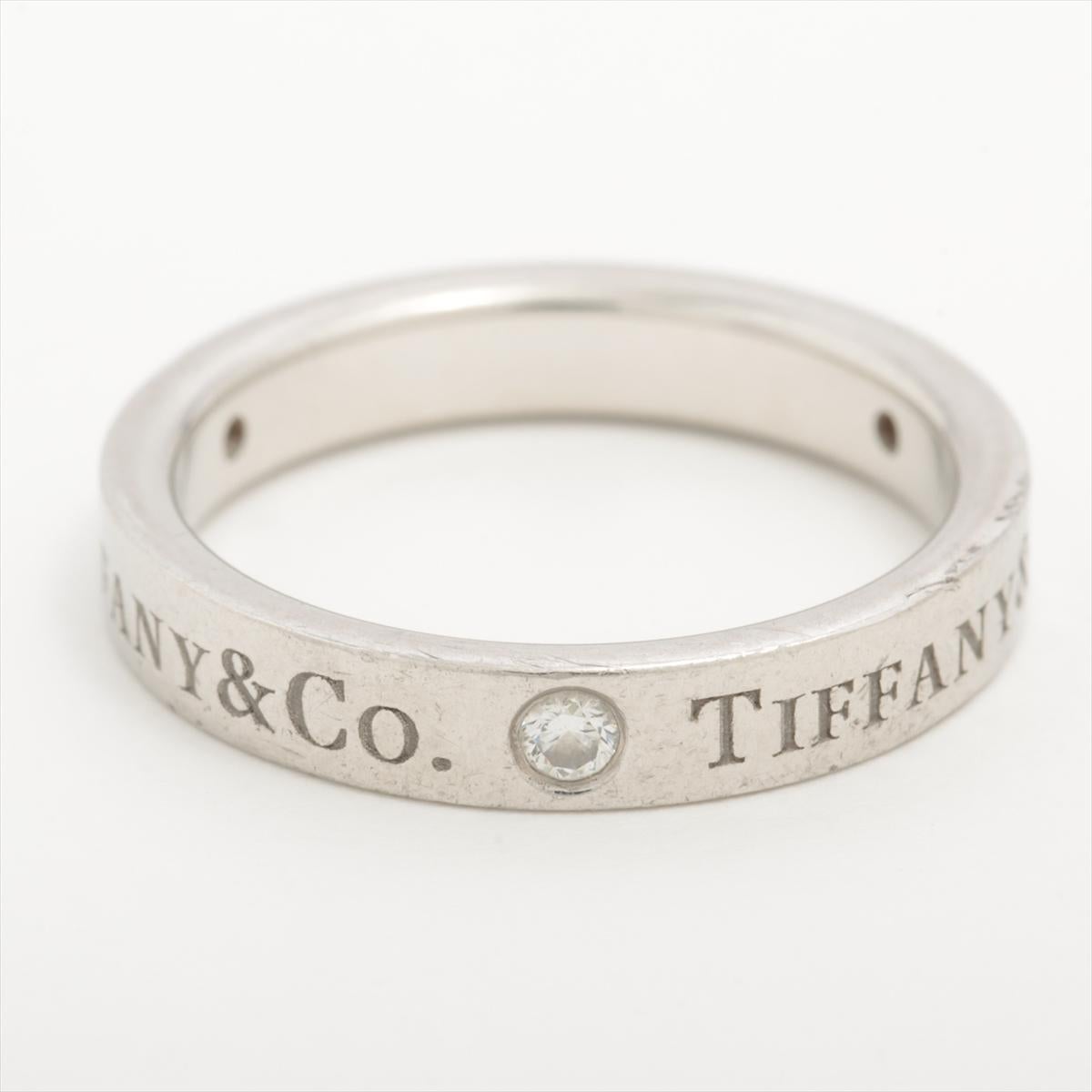 Tiffany & Co. Flaches Band Diamantring im Zustand „Gut“ im Angebot in Indianapolis, IN