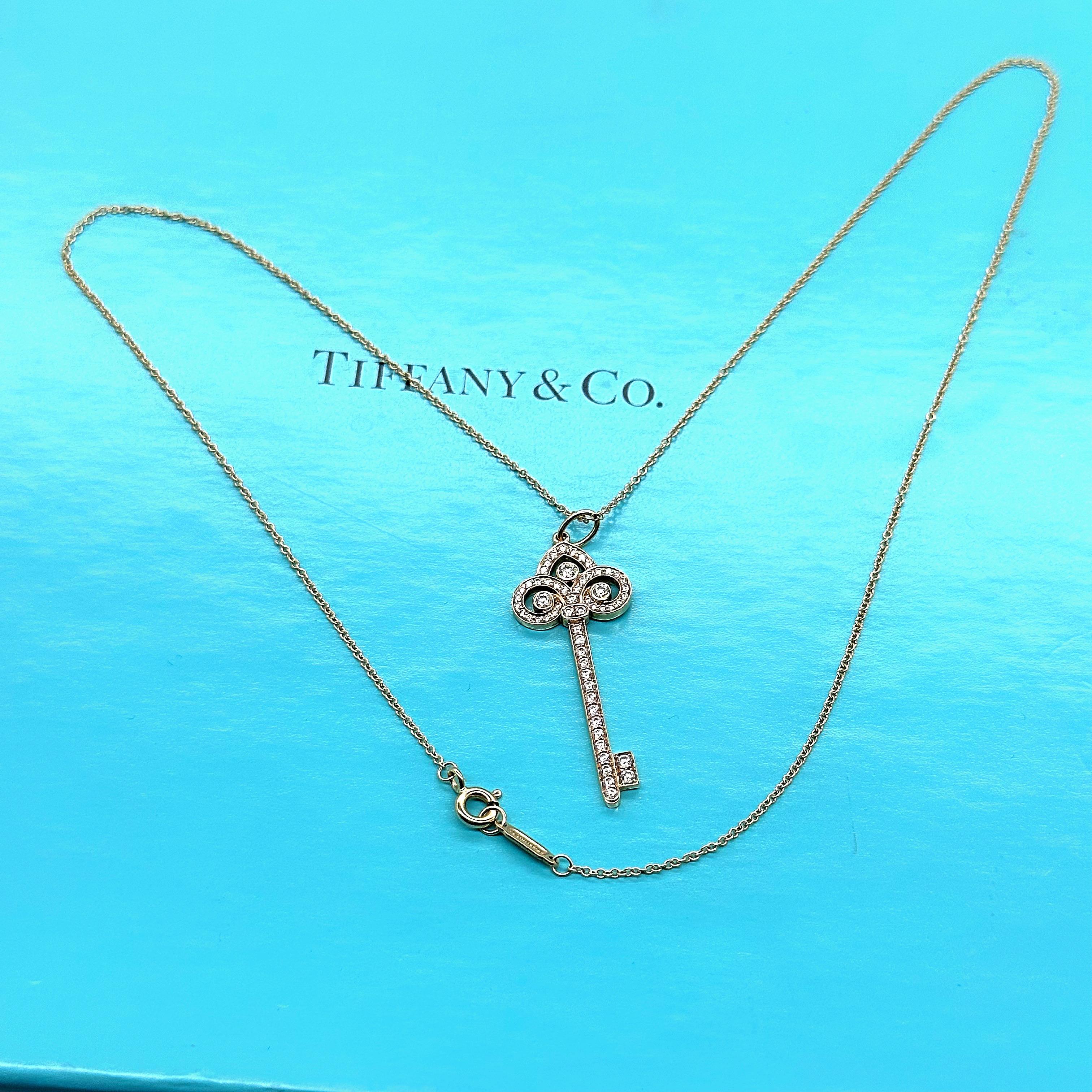 Tiffany & Co Fleur De Lis Diamond Key Pendant in 18 Karat Rose Gold For Sale 3