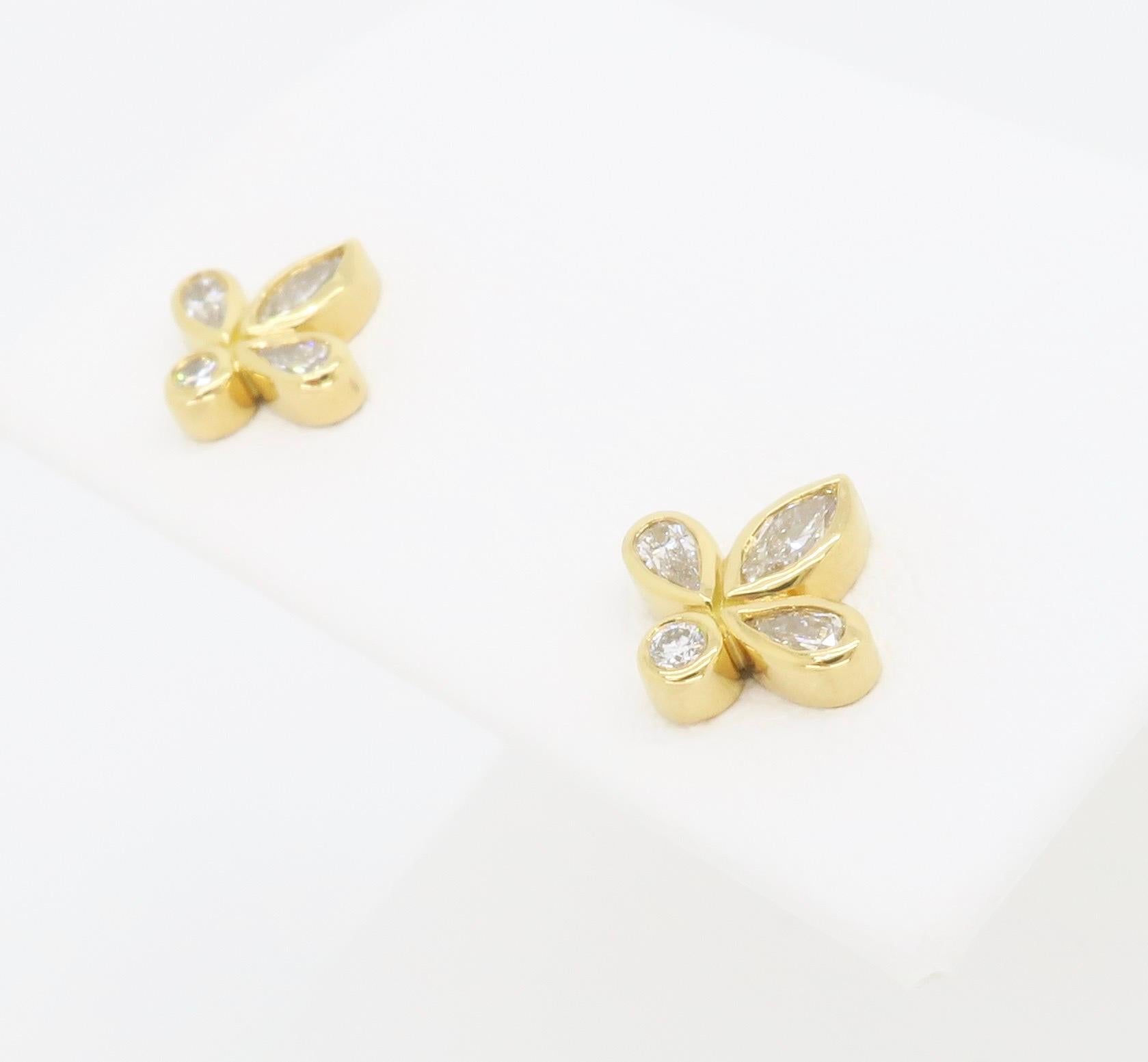 fleur de lis diamond earrings