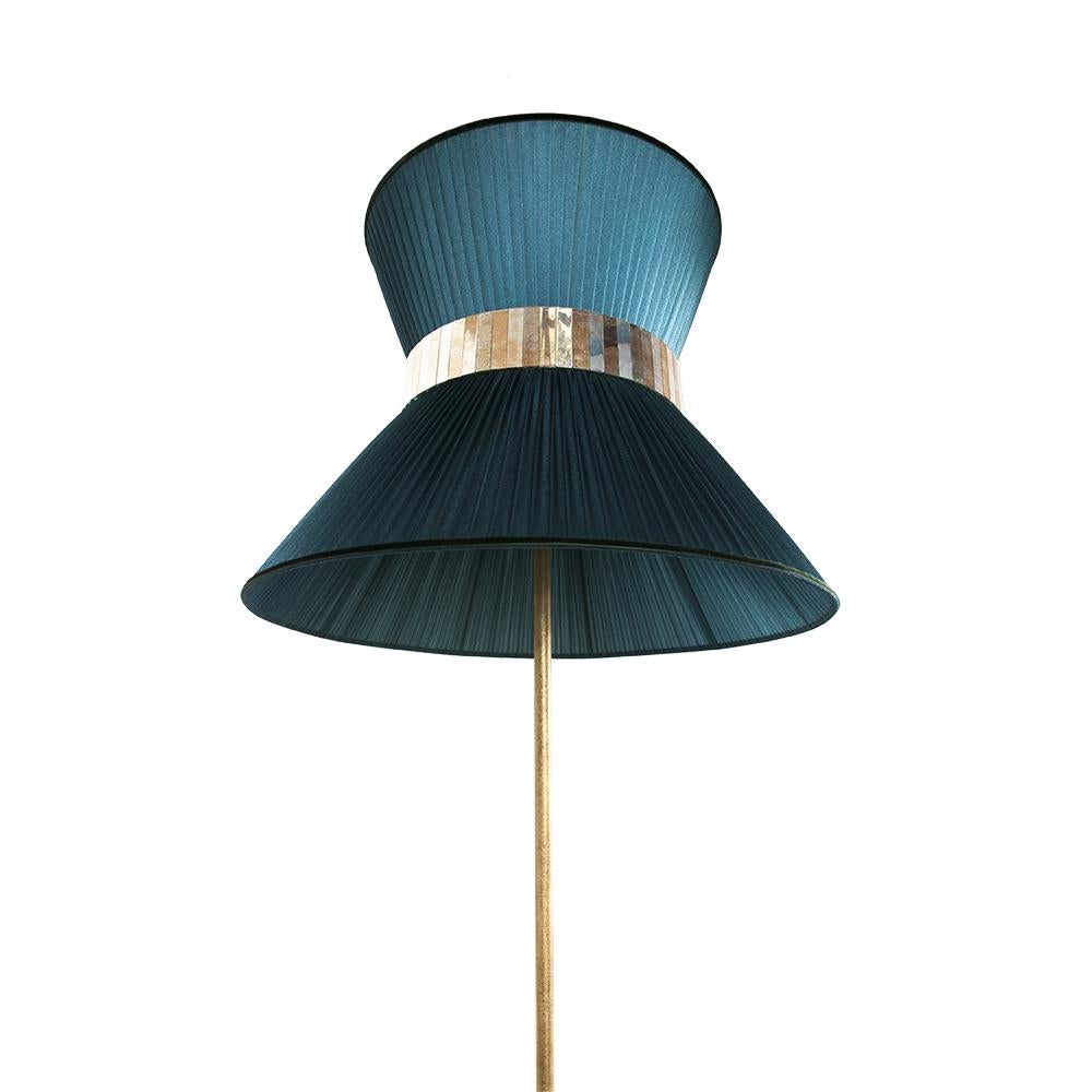 Zeitgenössische Stehlampe von Tiffany, 60 Baumseiden, antikes Messing, versilbertes Glas   (Italienisch) im Angebot