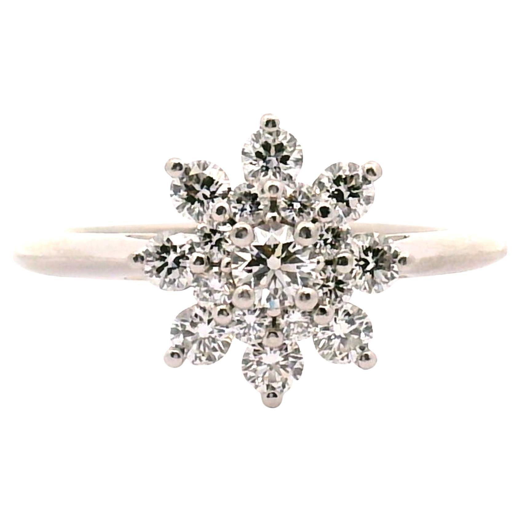 Tiffany & Co. Anillo de diamantes Flor