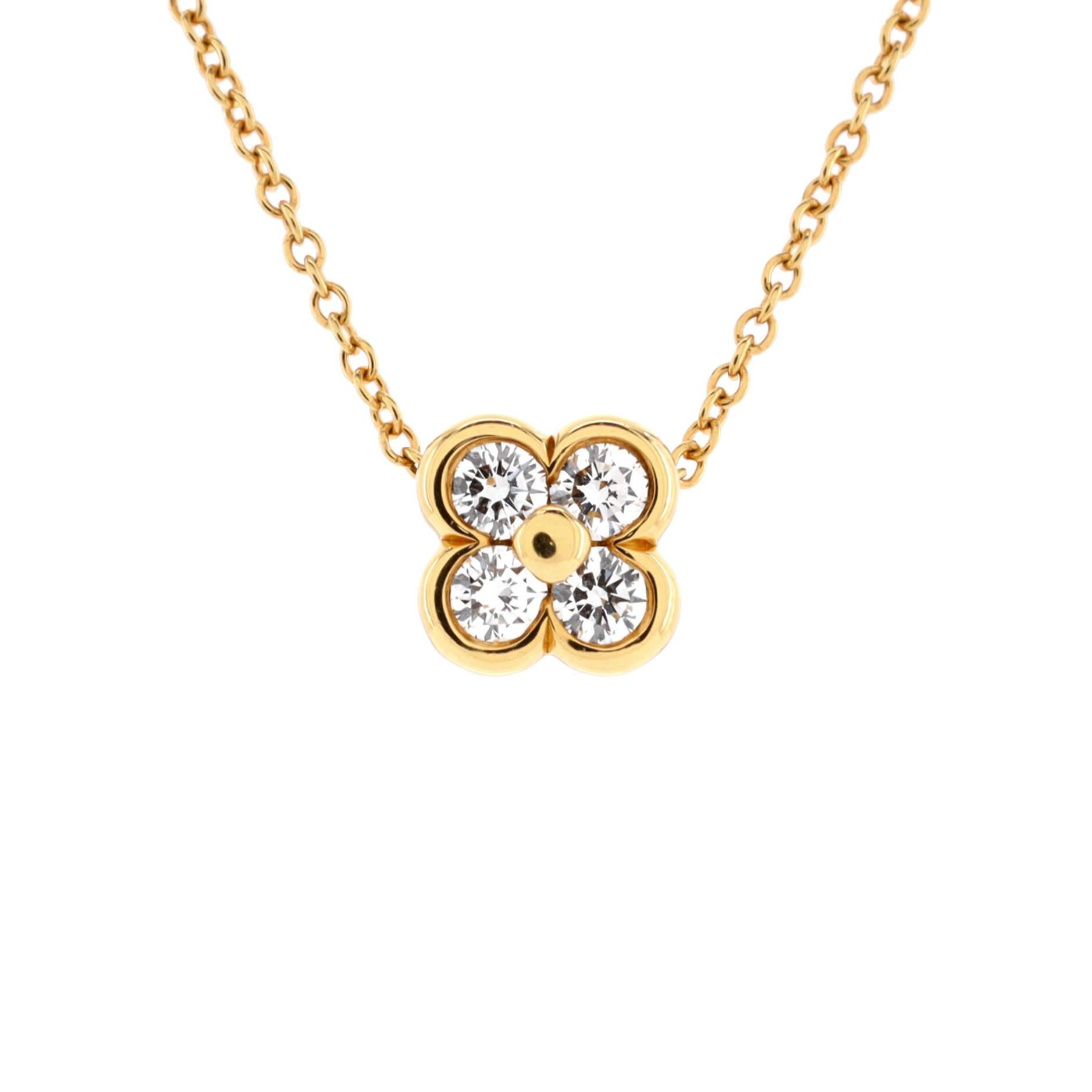 Condition: Great. Minor wear throughout.
Accessories: No Accessories
Measurements: Length: 16.00 