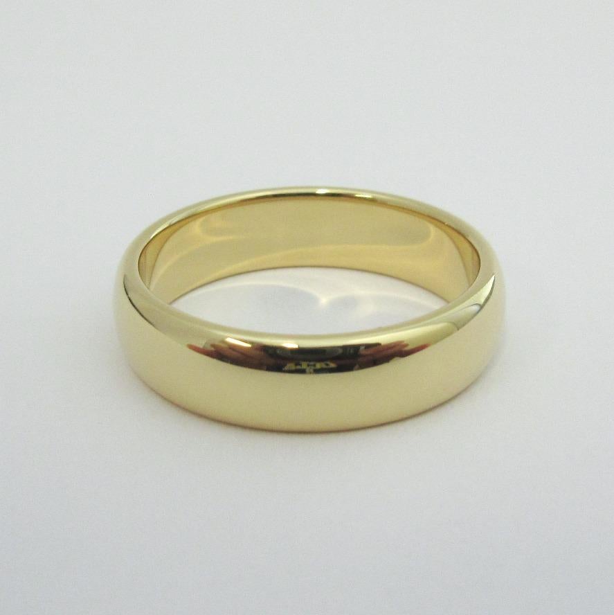 TIFFANY & Co. Forever 18K Gold 6mm Lucida Wedding Band Ring 10.5 In New Condition For Sale In Los Angeles, CA