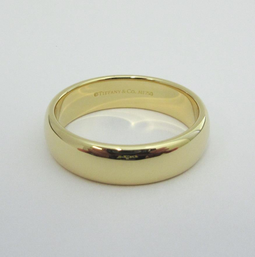 Women's or Men's TIFFANY & Co. Forever 18K Gold 6mm Lucida Wedding Band Ring 10.5 For Sale