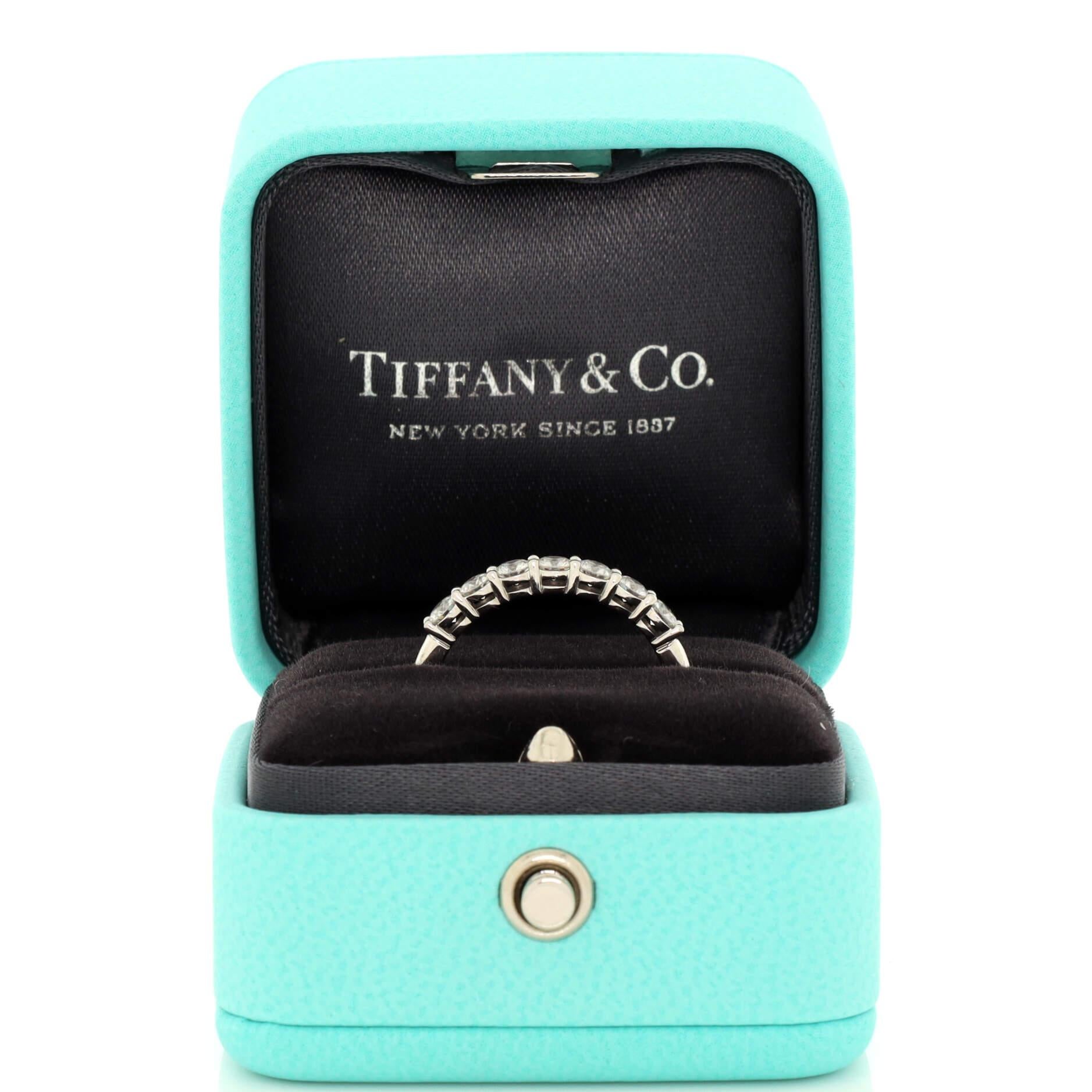Condition: Good. Moderately heavy wear throughout.
Accessories: No Accessories
Measurements: Size: 7, Width: 2.00 mm
Designer: Tiffany & Co.
Model: Forever Band Ring Platinum with Diamonds
Exterior Color: Silver
Item Number: 226092/1