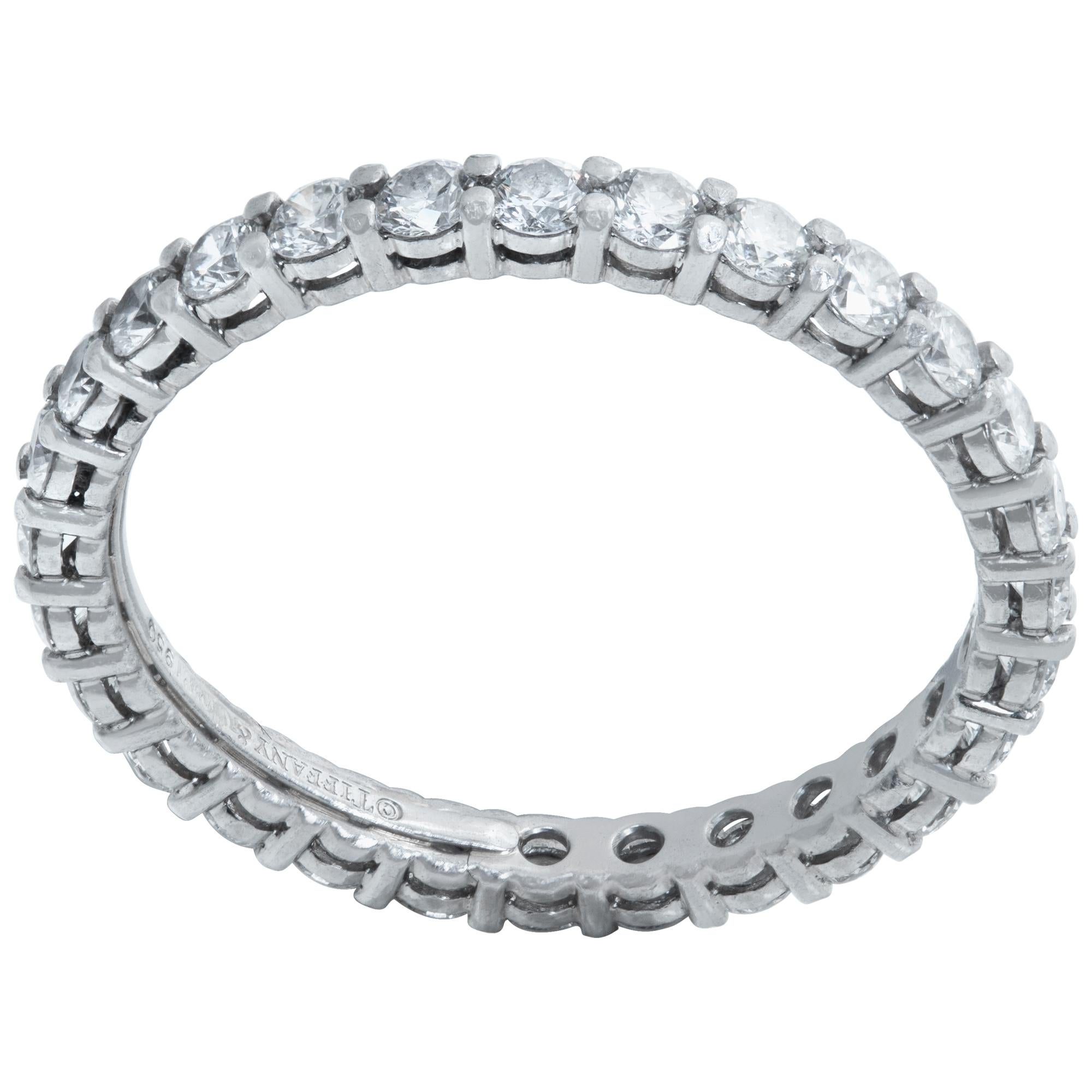 Tiffany & Co. Bague en platine avec anneau en diamant à vie