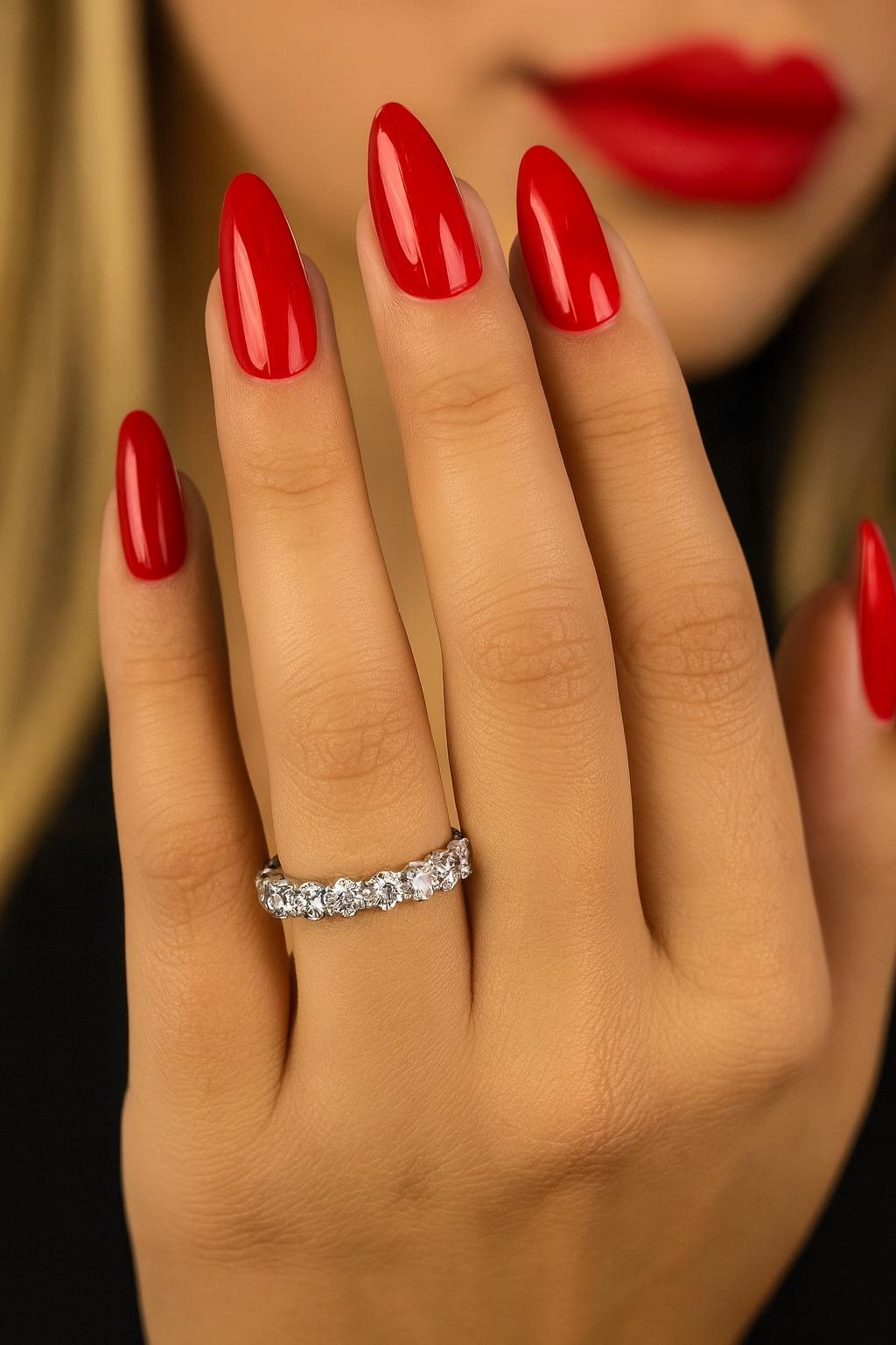 Tiffany & Co. Anneau de mariage à diamant Forever Embrace Excellent état - En vente à Chicago, IL