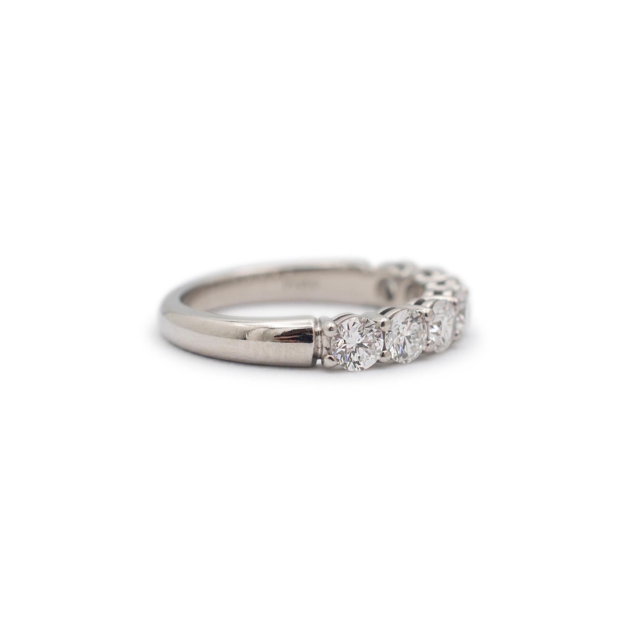 Taglio rotondo Tiffany & Co. Forever Ladies Platinum Half Circle Diamond Wedding Band 3.5MM