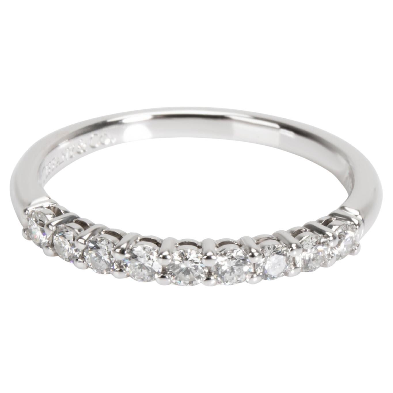 TIFFANY & Co. Anillo de banda de diamantes semicircular Forever de platino de 2,2 mm 6