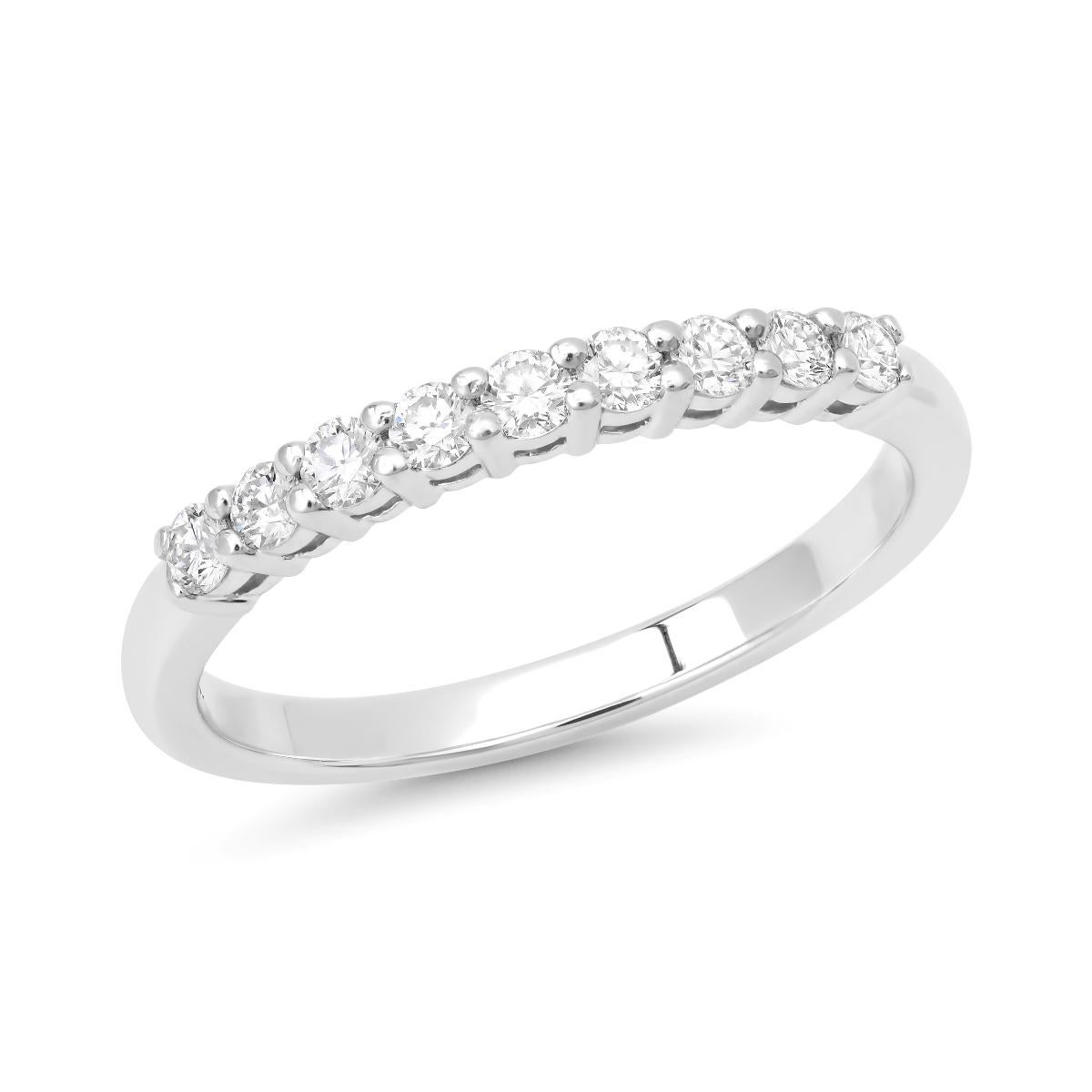 TIFFANY & Co. Für immer Platin 2.2mm Halbkreis Diamantband Ring 7

Metall: Platin
Größe: 7
Breite des Bandes: 2,2 mm
Diamant: 9 runde Brillanten, Gesamtgewicht 0,27 Karat 
Punze: ©TIFFANY&CO. Pt950
Zustand: Ausgezeichneter Zustand, wie neu, kommt