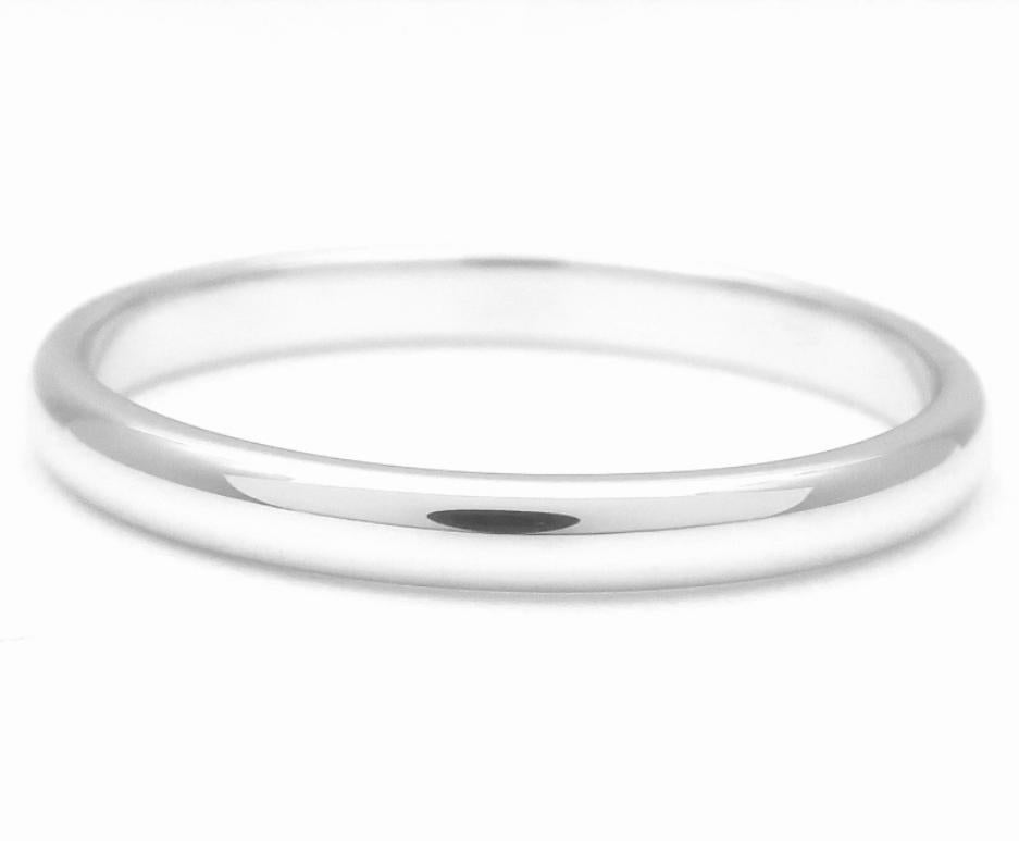 TIFFANY & Co. Forever Platinum 2mm Lucida Wedding Band Ring 5

Metal: Platinum
Size: 5
Band Width: 2mm
Hallmark: ©TIFFANY & CO. PT950
Condition: Excellent condition, like new 
Tiffany Price: $950

Authenticity Guaranteed