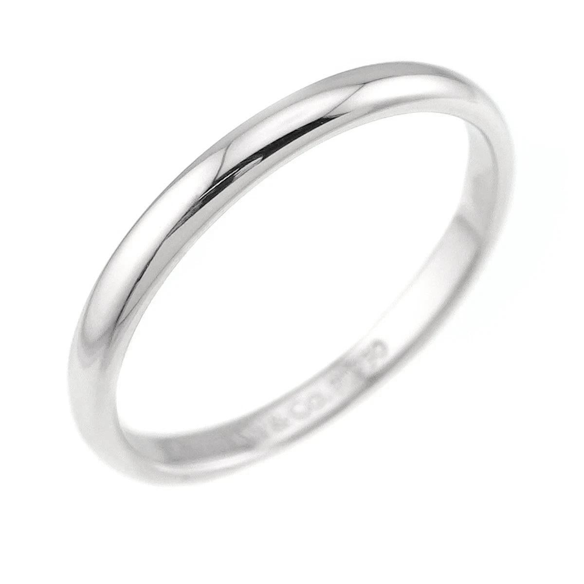 TIFFANY & Co. Forever Platinum 2mm Lucida Wedding Band Ring 5

Metal: Platinum
Size: 5
Band Width: 2mm
Hallmark: ©TIFFANY & CO. PT950
Condition: Excellent condition, like new 
Tiffany Price: $950

Authenticity Guaranteed
