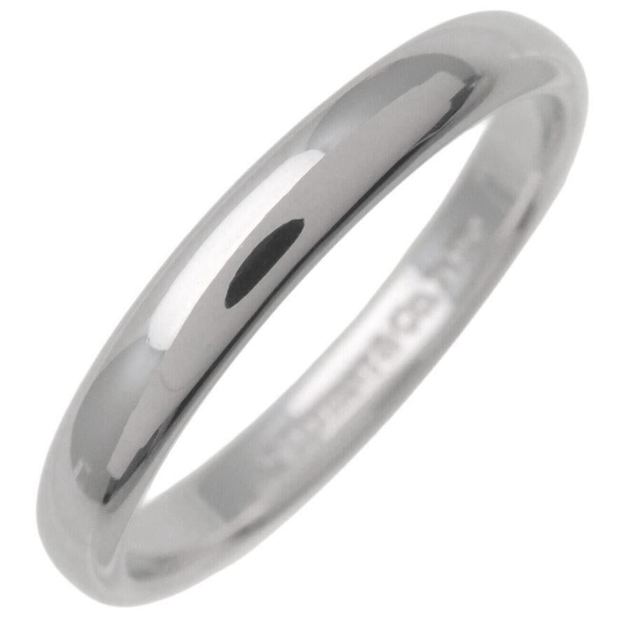 TIFFANY & Co. Forever Platin 3mm Lucida Ehering 8

Metall: Platin
Größe: 8
Breite des Bandes: 3mm
Gewicht: 4,90 Gramm
Punze: ©TIFFANY&CO. Pt950
Zustand: Ausgezeichneter Zustand, wie neu, kommt mit Tiffany-Etui und Box 
Tiffany-Preis: