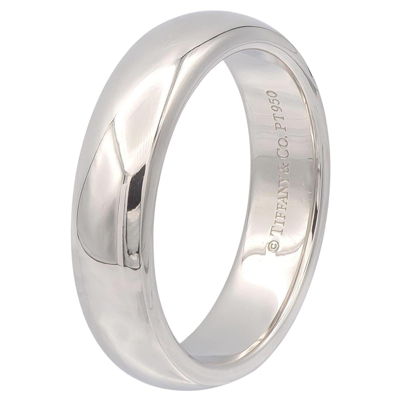 Tiffany & Co. Forever Platinum 4.5mm Comfort Fit Wedding Band Ring Size 5 w/Box