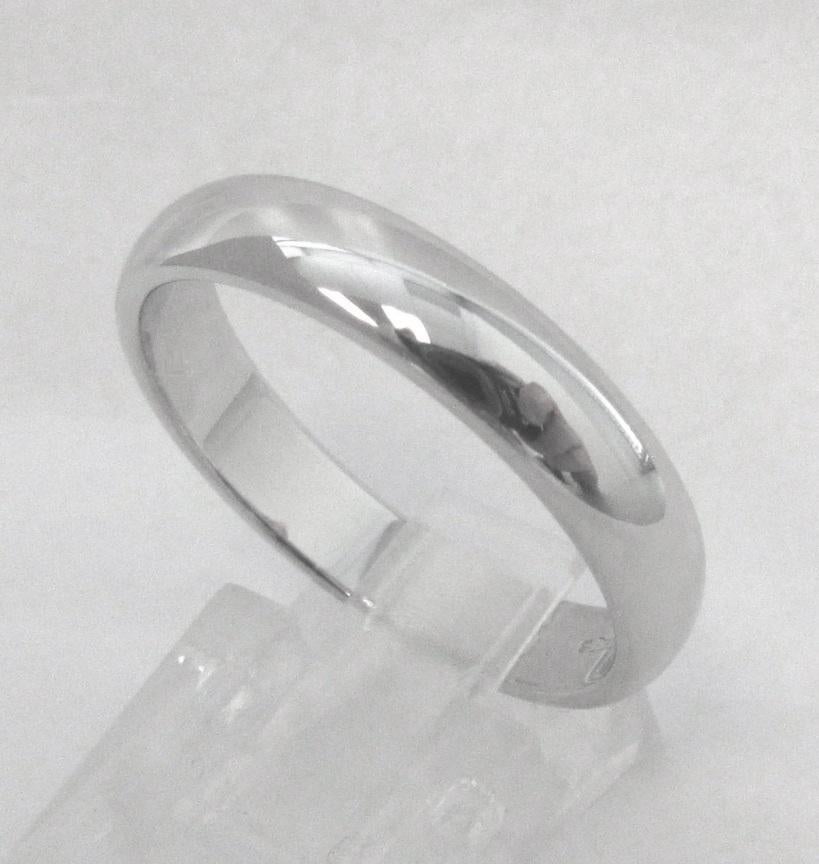 TIFFANY & Co. Forever Platinum 4.5mm Lucida Wedding Band Ring 12 Men's In Excellent Condition For Sale In Los Angeles, CA