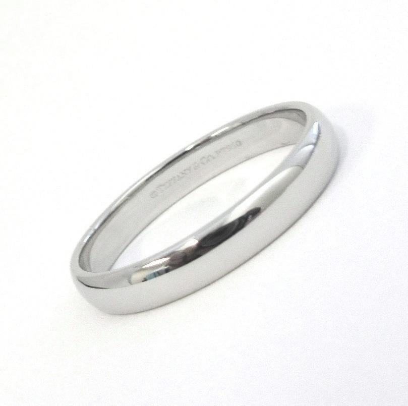 TIFFANY & Co. Forever Platinum 4.5mm Lucida Wedding Band Ring 15

Metal: Platinum
Size: 15
Band Width: 4.5mm
Weight: 9.70 grams
Hallmark: ©TIFFANY & CO. PT950
Condition: Excellent condition, like new
Tiffany price: $2,500

Authenticity Guarantee