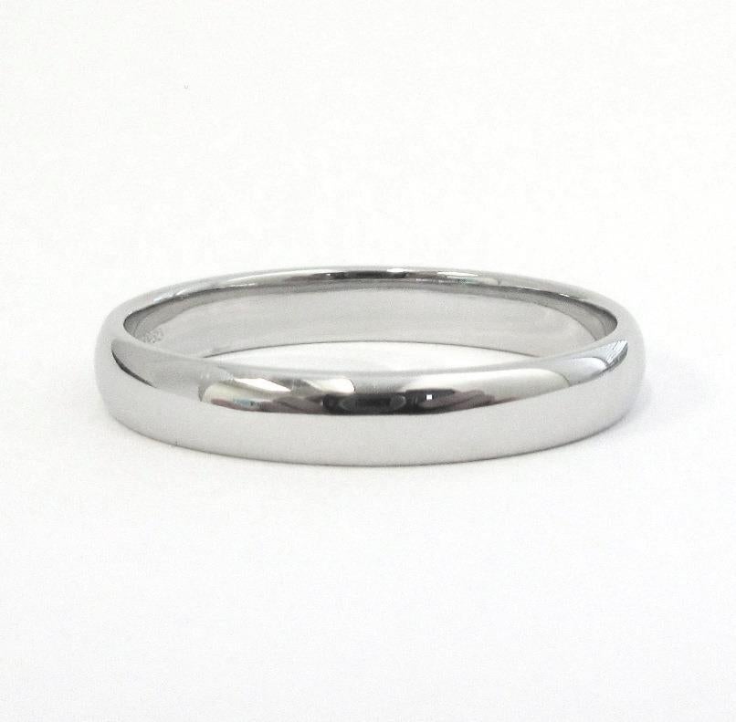 TIFFANY & Co. Forever Platinum 4.5mm Lucida Wedding Band Ring 15 In Excellent Condition For Sale In Los Angeles, CA