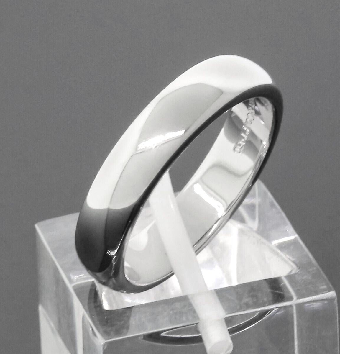 TIFFANY & Co. Forever Alianza de Platino 4,5 mm Lucida 6,5

Metal: Platino
Tamaño: 6,5
Ancho de banda: 4,5 mm
Sello: ©TIFFANY & CO. PT950
Estado: Excelente estado, como nuevo
Precio Tiffany: 2.200

Autenticidad garantizada