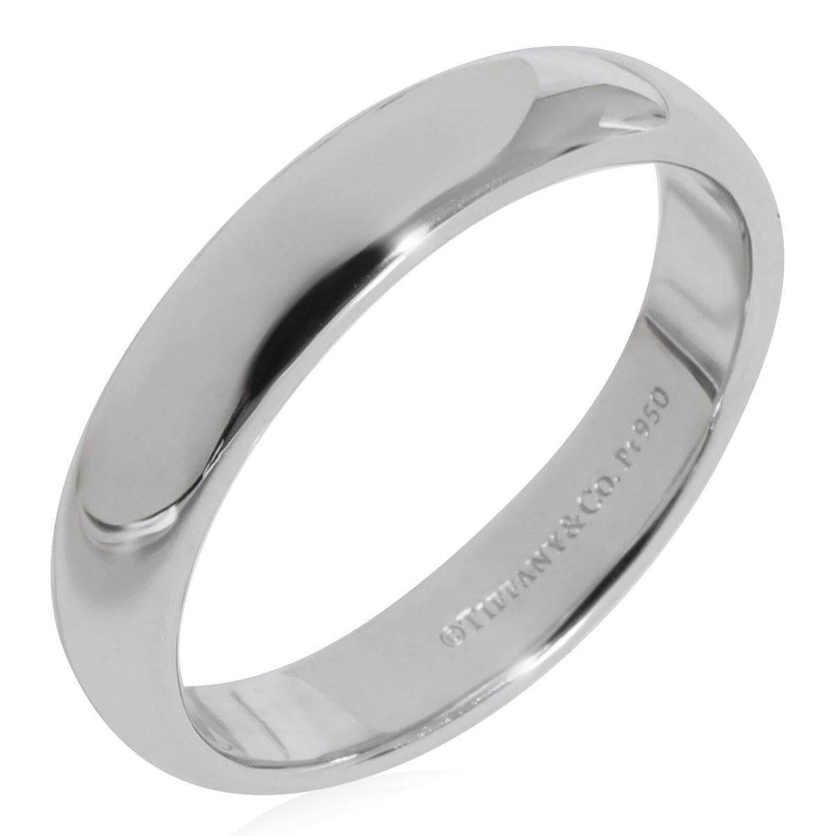 TIFFANY & Co. Forever Platinum 4.5mm Lucida Wedding Band Ring 9.5

Metal: Platinum
Size: 9.5
Band Width: 4.5mm
Weight: 8.90 grams
Hallmark: ©TIFFANY & CO. Pt950
Condition: Excellent condition, like new
Tiffany price: $2,200

Authenticity Guaranteed