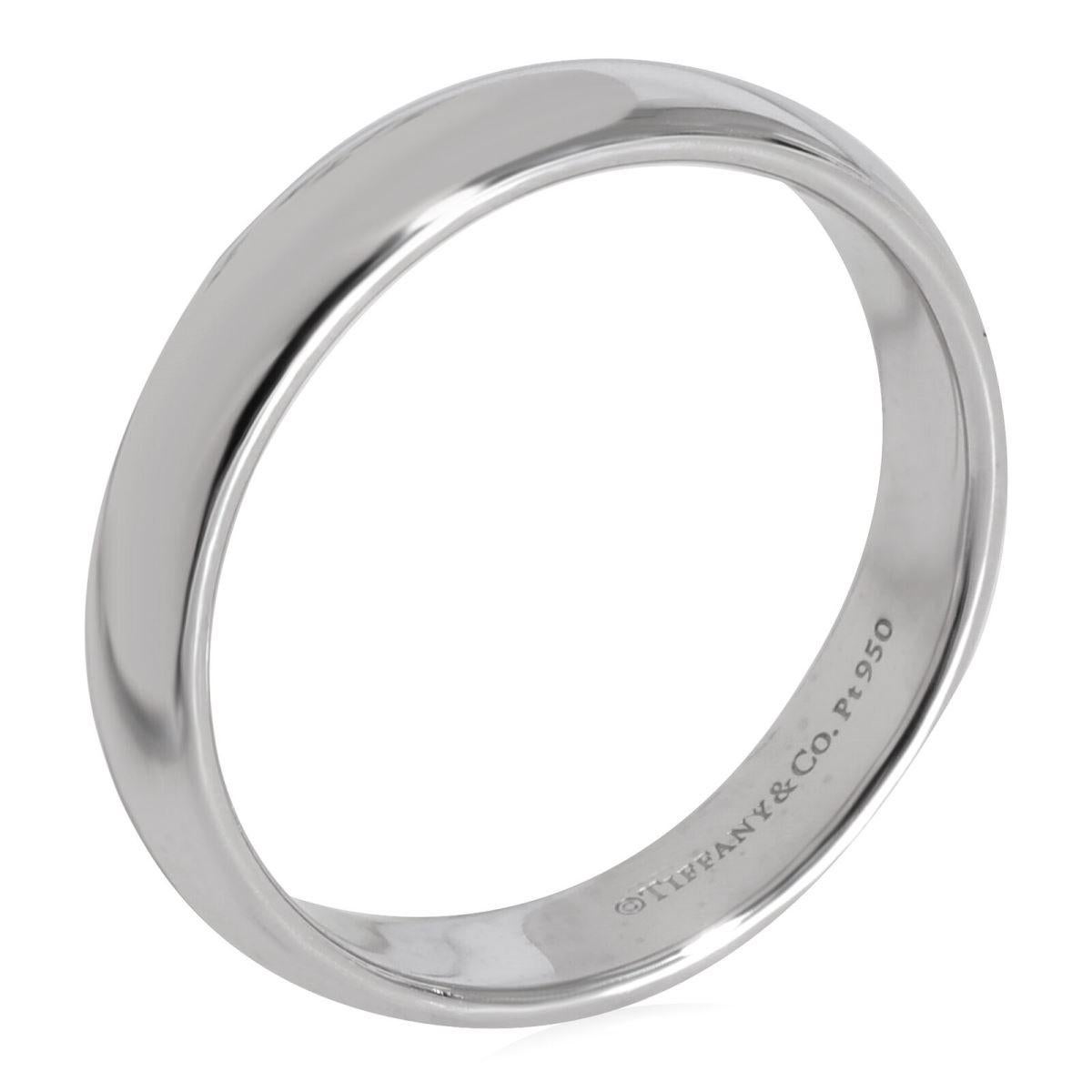 TIFFANY & Co. Forever Platinum 4.5mm Lucida Wedding Band Ring 9.5 In Excellent Condition For Sale In Los Angeles, CA