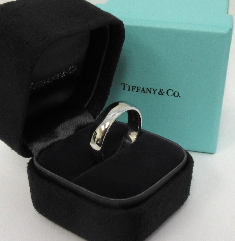 TIFFANY & Co. Forever Platinum 6mm Lucida Wedding Band Ring 11 For Sale 1