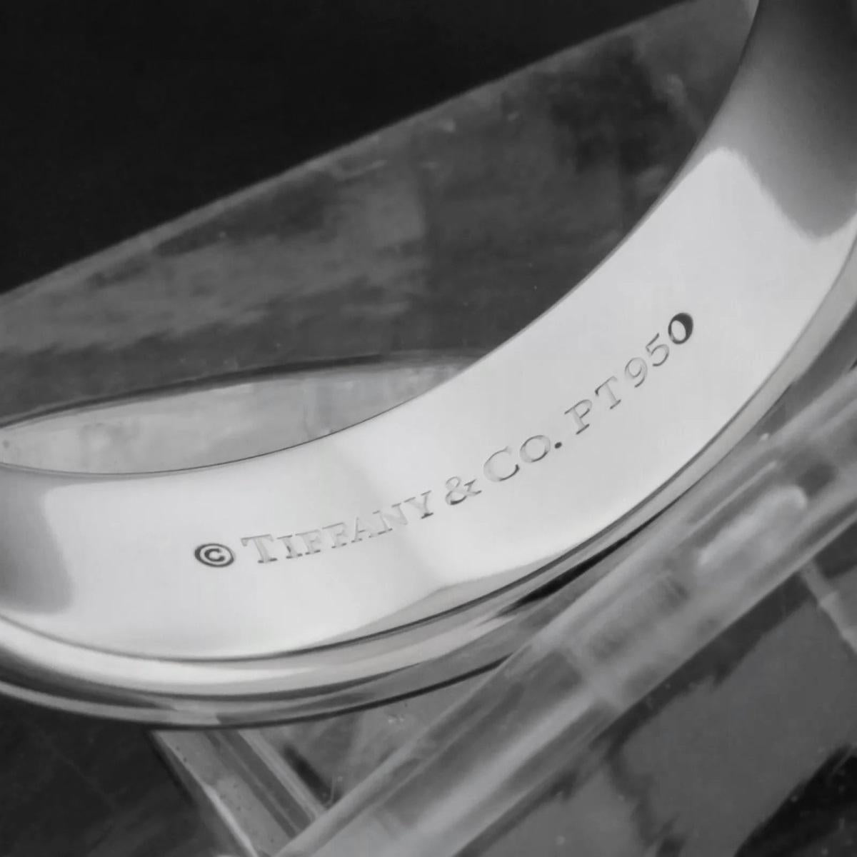 TIFFANY & Co. Forever Platin 6mm Lucida Ehering 7,5 im Angebot 1