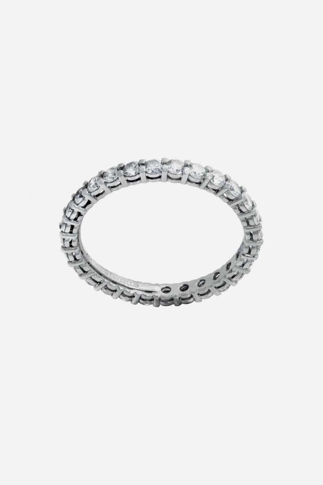 Tiffany & Co. Forever Platino Círculo completo de diamantes Anillo de eternidad 0,85 quilates Moderno en venta