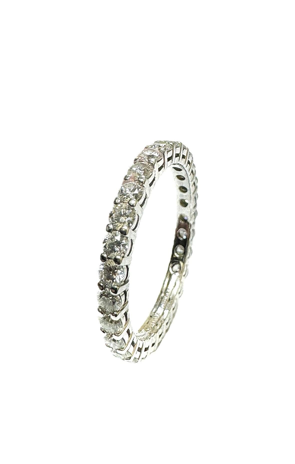 Tiffany & Co. Forever Platino Círculo completo de diamantes Anillo de eternidad 0,85 quilates Corte redondo en venta