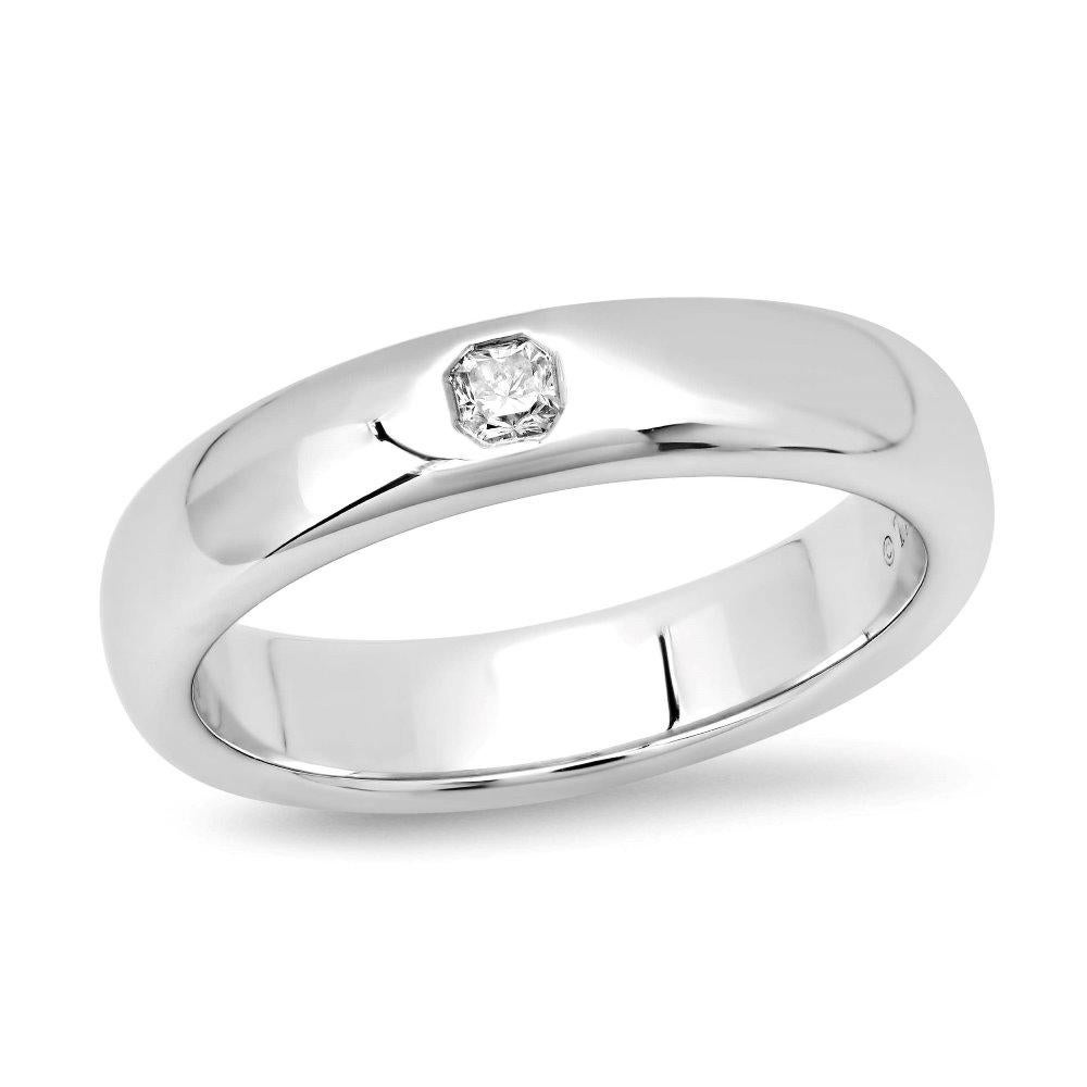 TIFFANY & Co. Forever Platinum Lucida Diamond 4mm Wedding Band Ring 5 

Metal: Platinum 
Size: 5
Band Width: 4mm
Weight: 7.10 grams 
Diamond: One Tiffany True® diamond (Lucida cut diamond), carat total weight .05
Hallmark: ©TIFFANY&CO. PT950 LUCIDA