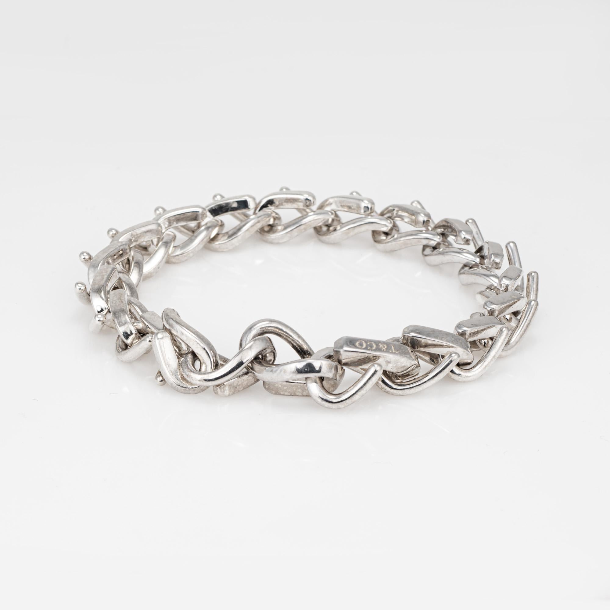 Elegante bracciale a maglie medie 