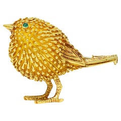 Tiffany & Co. France 1993 Emerald 18 Karat Yellow Gold Vintage Bird Brooch