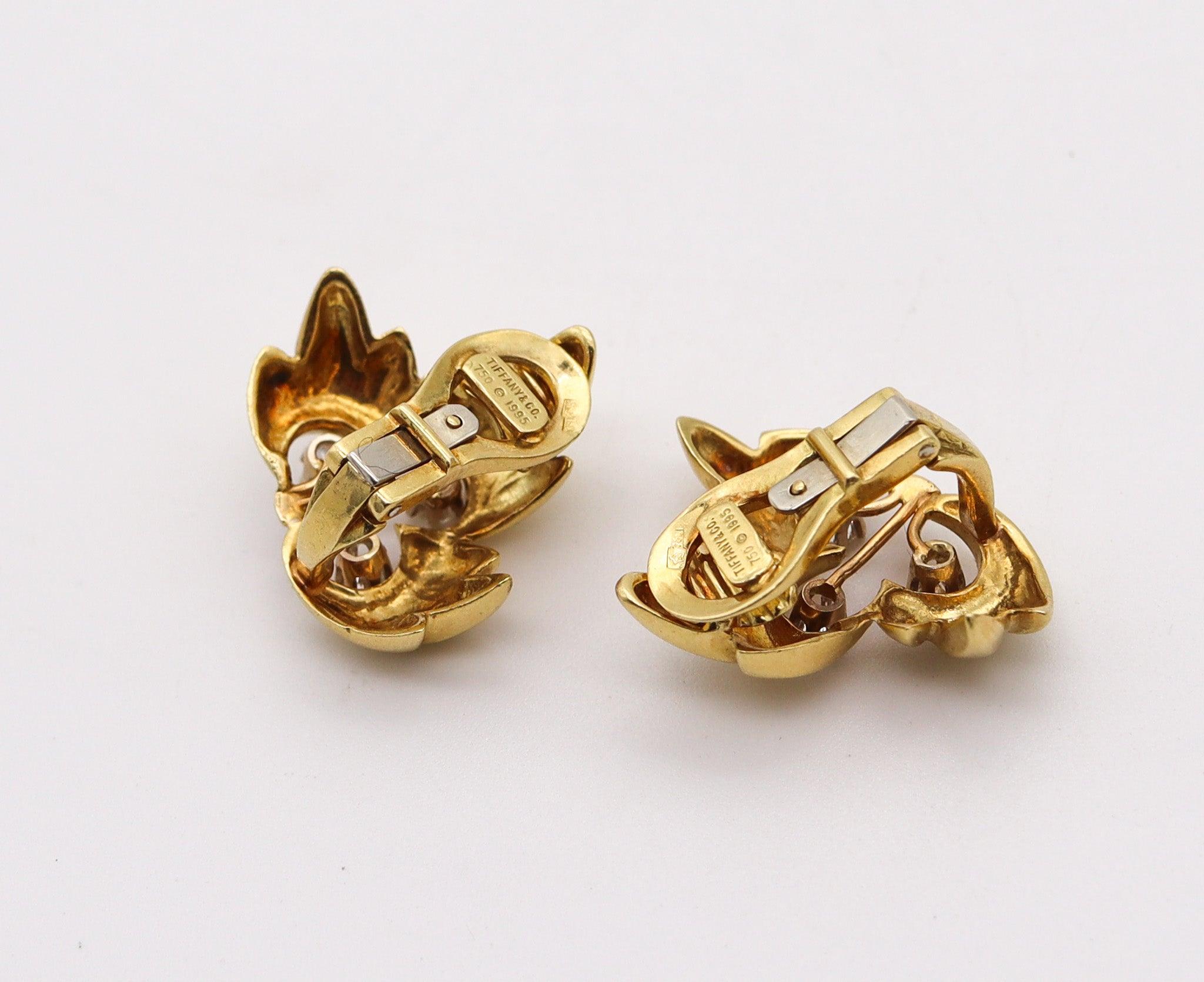 Brilliant Cut TIFFANY & CO. France 1995 Leaves Earrings In 18Kt Yellow Gold With VS Diamonds