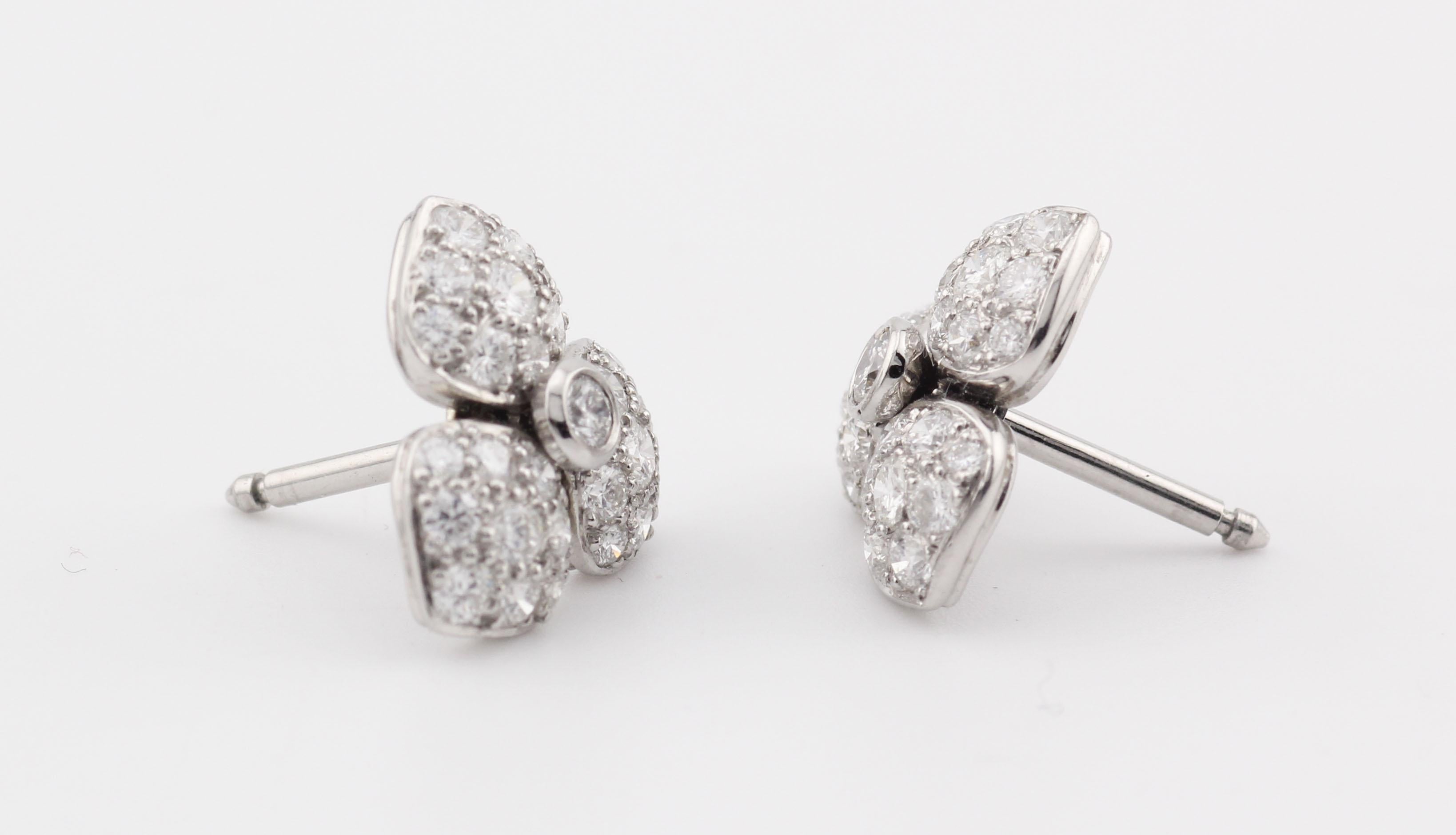 Brilliant Cut Tiffany & Co. France Diamond Platinum Pt950 Clover Stud Earrings For Sale