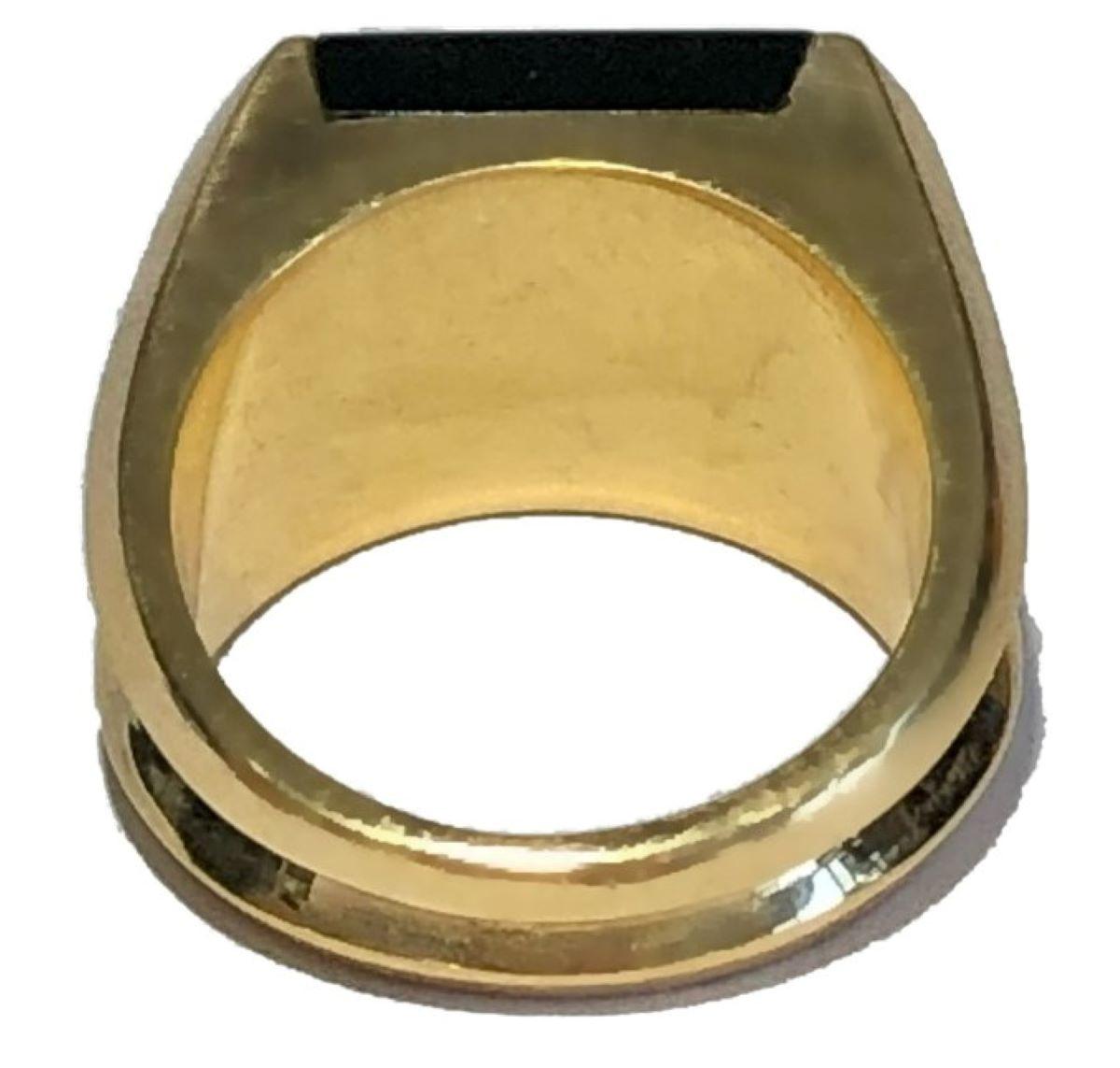 Tiffany & Co. Bague de conception architecturale en or et onyx de France pour homme ou femme 1