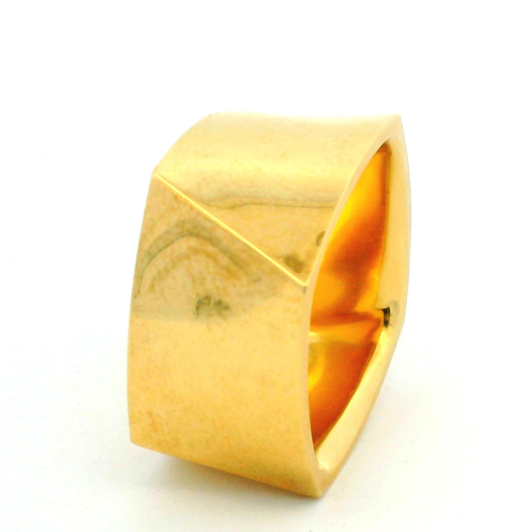 Moderniste Tiffany & Co. Bague compensée sculpturale en or 18 carats de Frank Gehry, taille 8,5 en vente