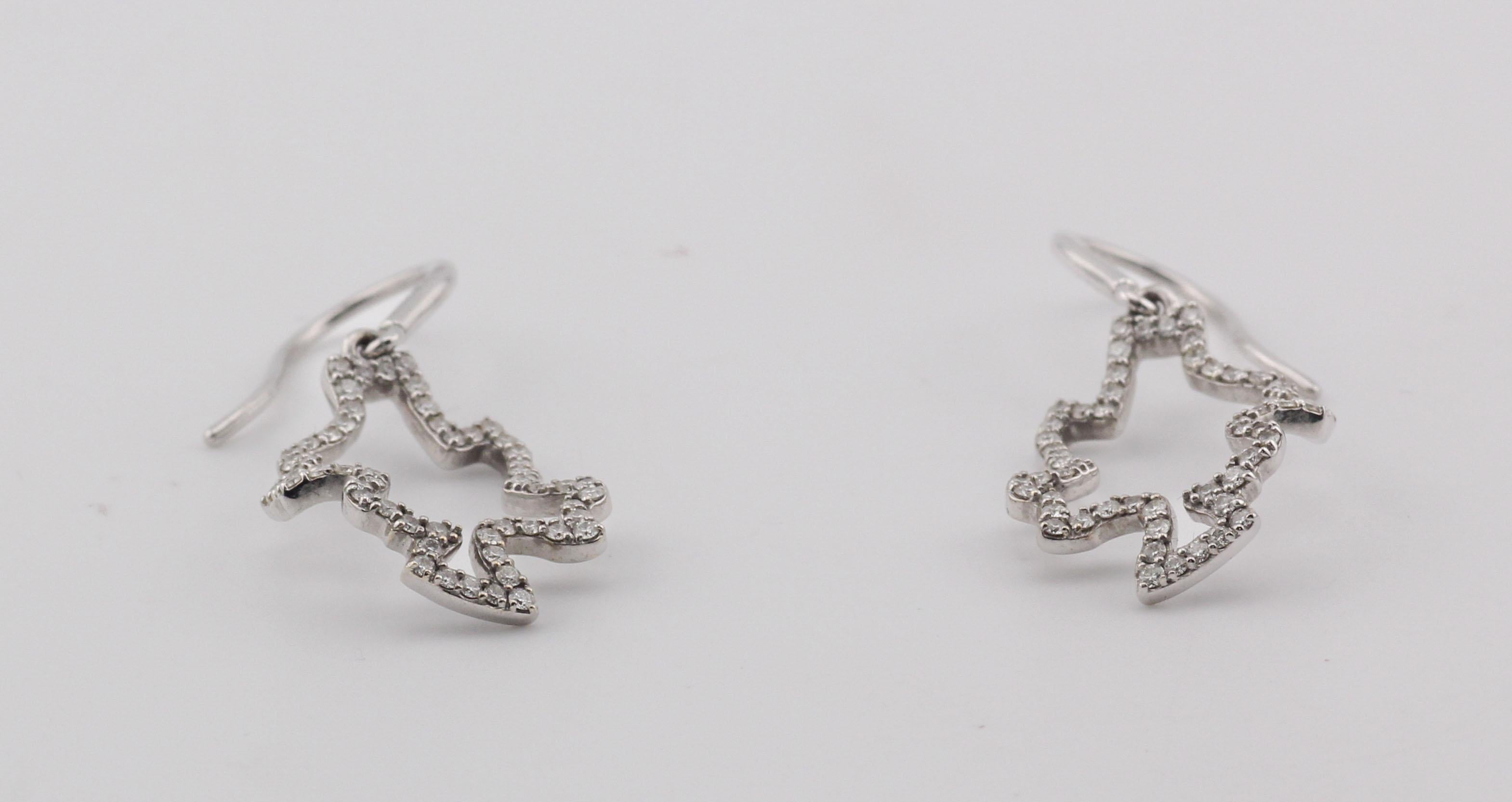 Tiffany & Co. Boucles d'oreilles feuilles en or blanc 18K avec diamants de Frank Gehry en vente 2