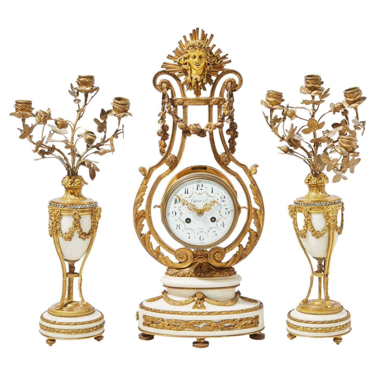 Pendule Louis XVI française, ensemble de garnitures en bronze et marbre, France en vente