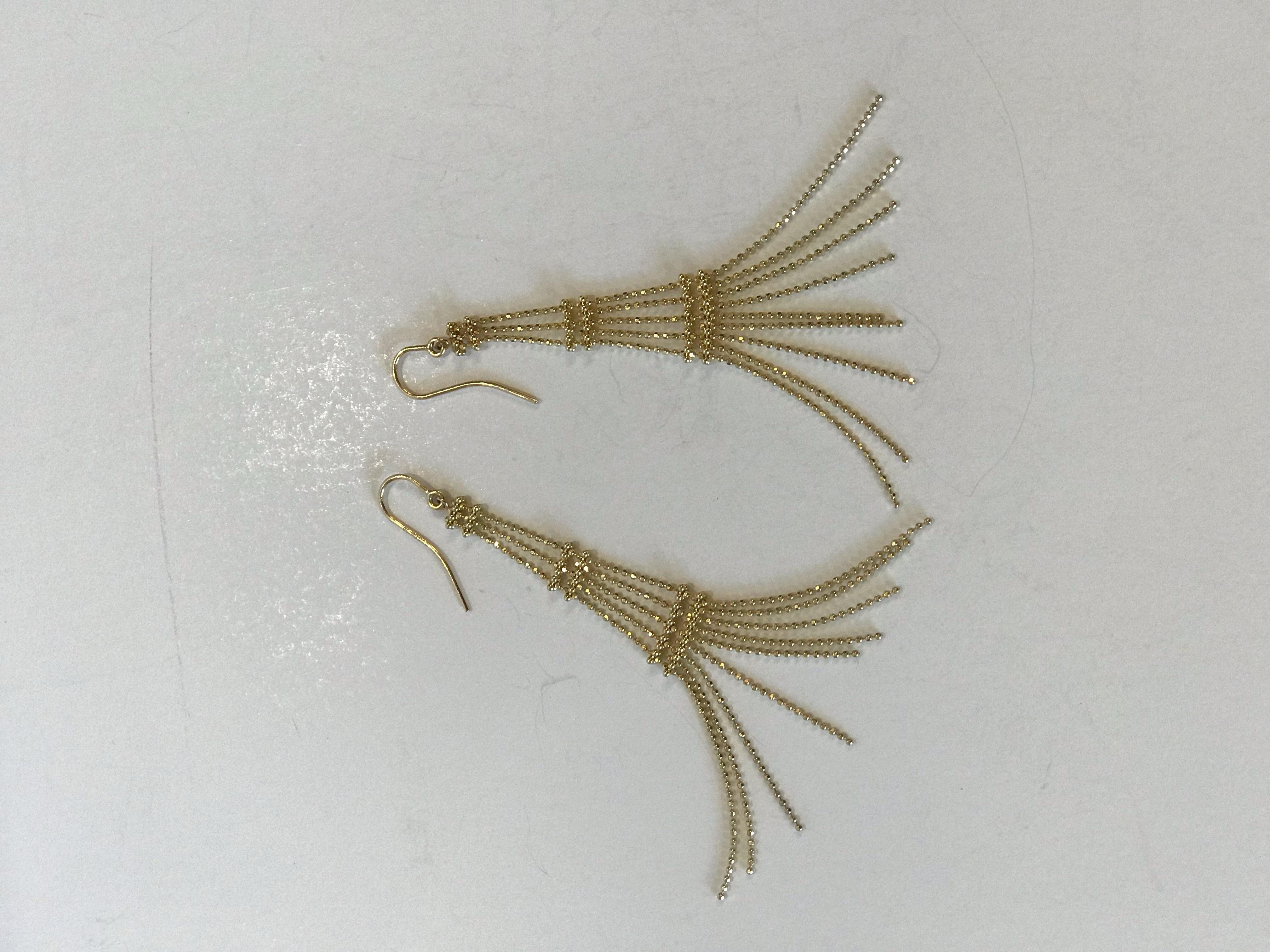 Tiffany & Co. 'Fringe Tower' Design Drop Earrings in 18 Carat Gold In Good Condition For Sale In Malvern, Victoria