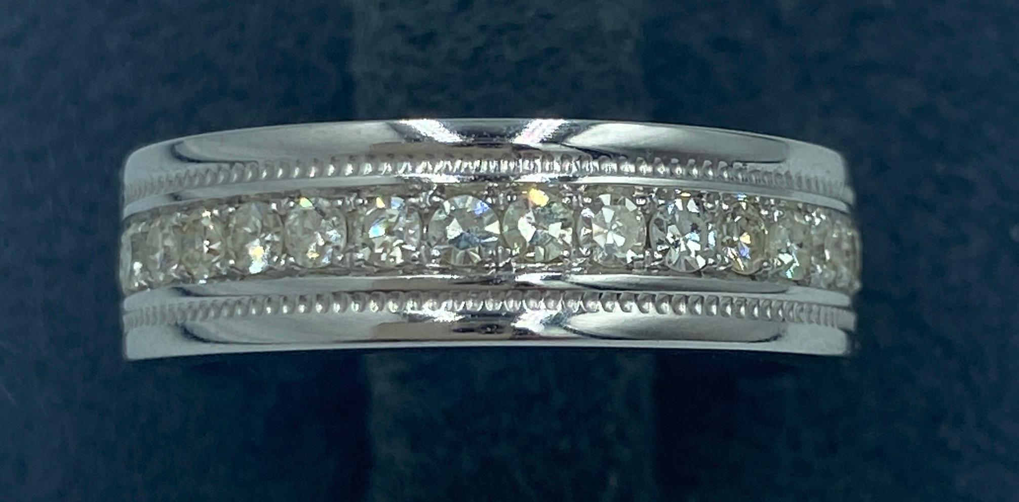 Women's or Men's Tiffany & Co full circle 18k white gold diamond eternity ring For Sale
