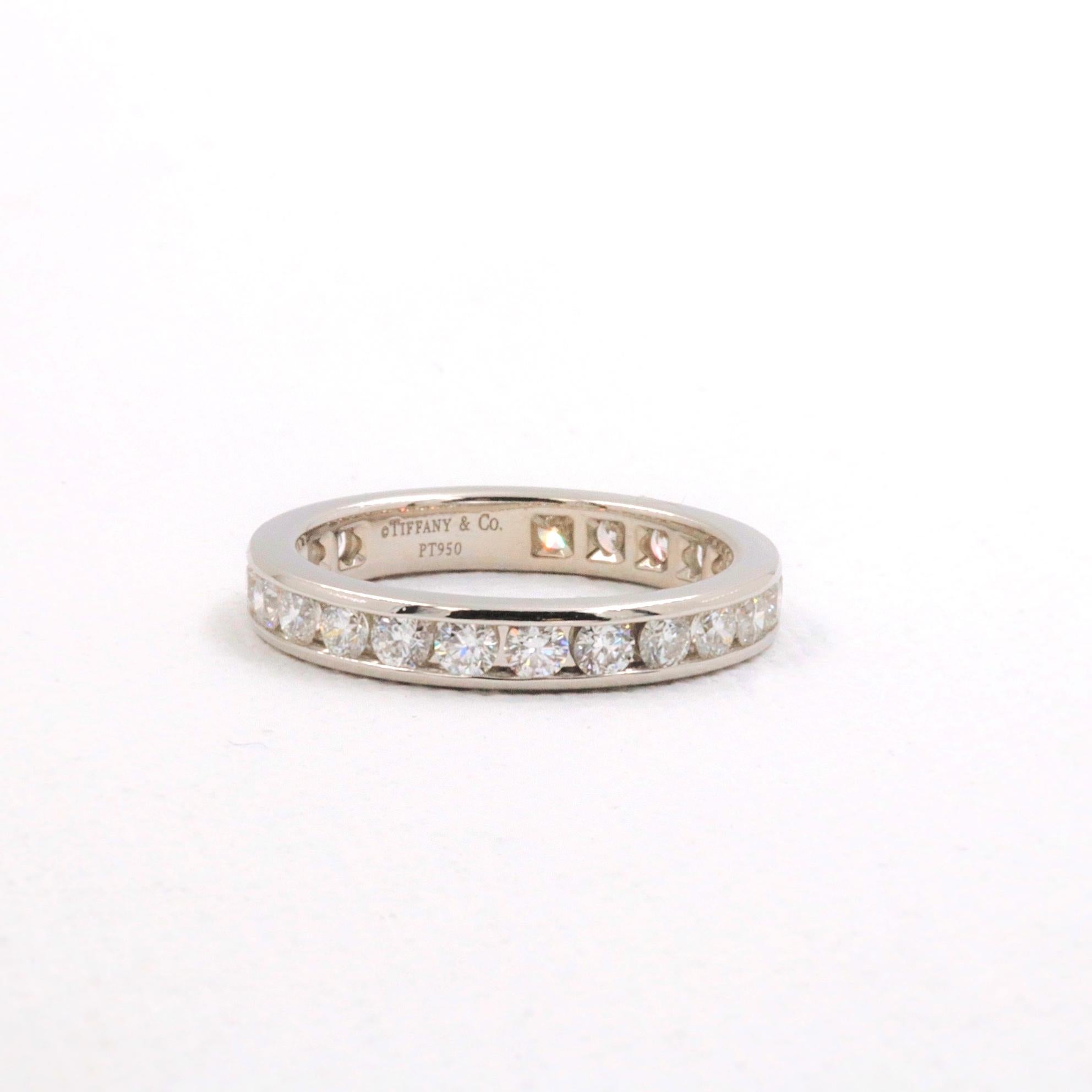 Modern Tiffany & Co. Full Circle Round Diamond Wedding Band Ring in Platinum 1.00 Carat For Sale