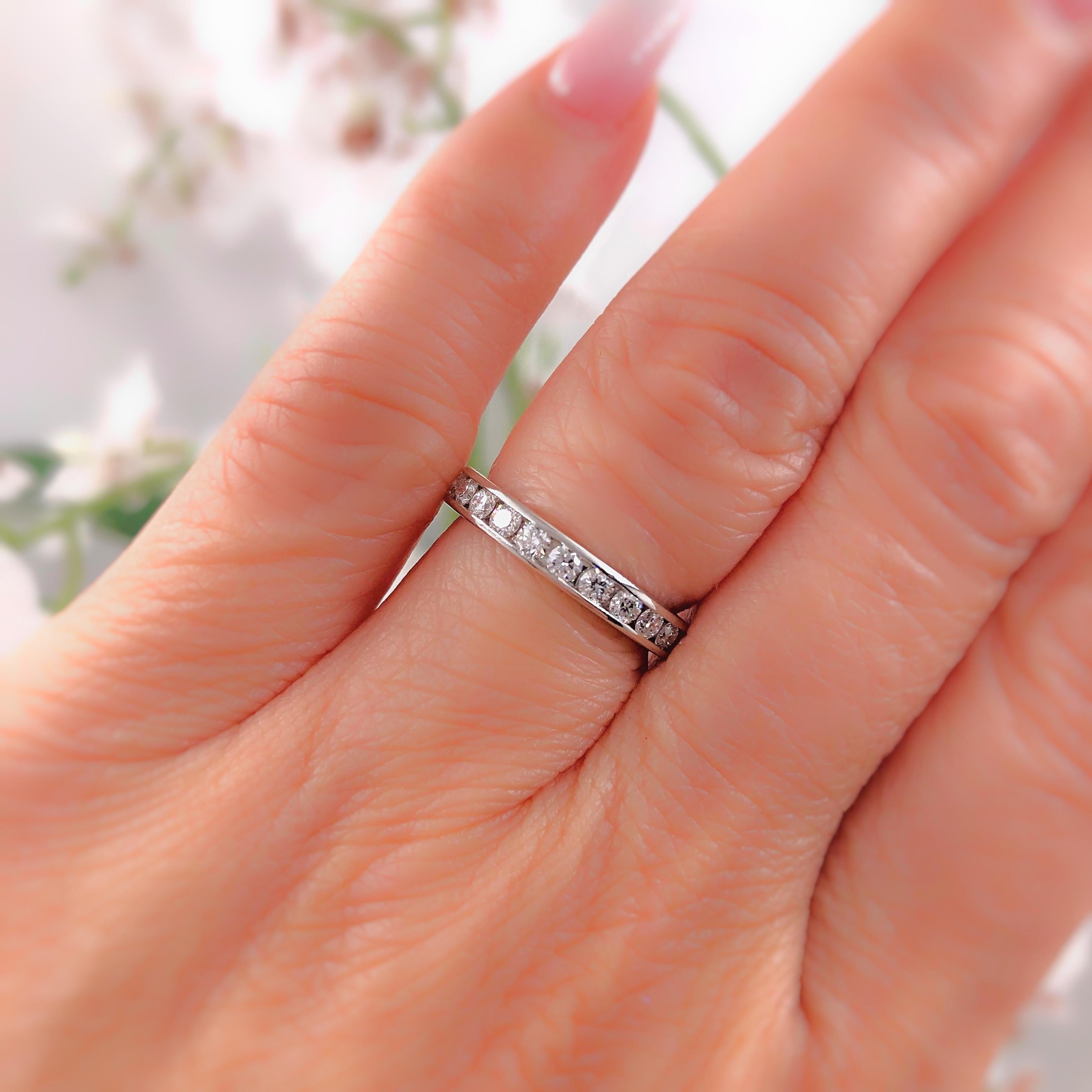 Tiffany & Co. Full Circle Runder Diamant-Hochzeitsring aus Platin mit 1,00 Karat im Angebot 1
