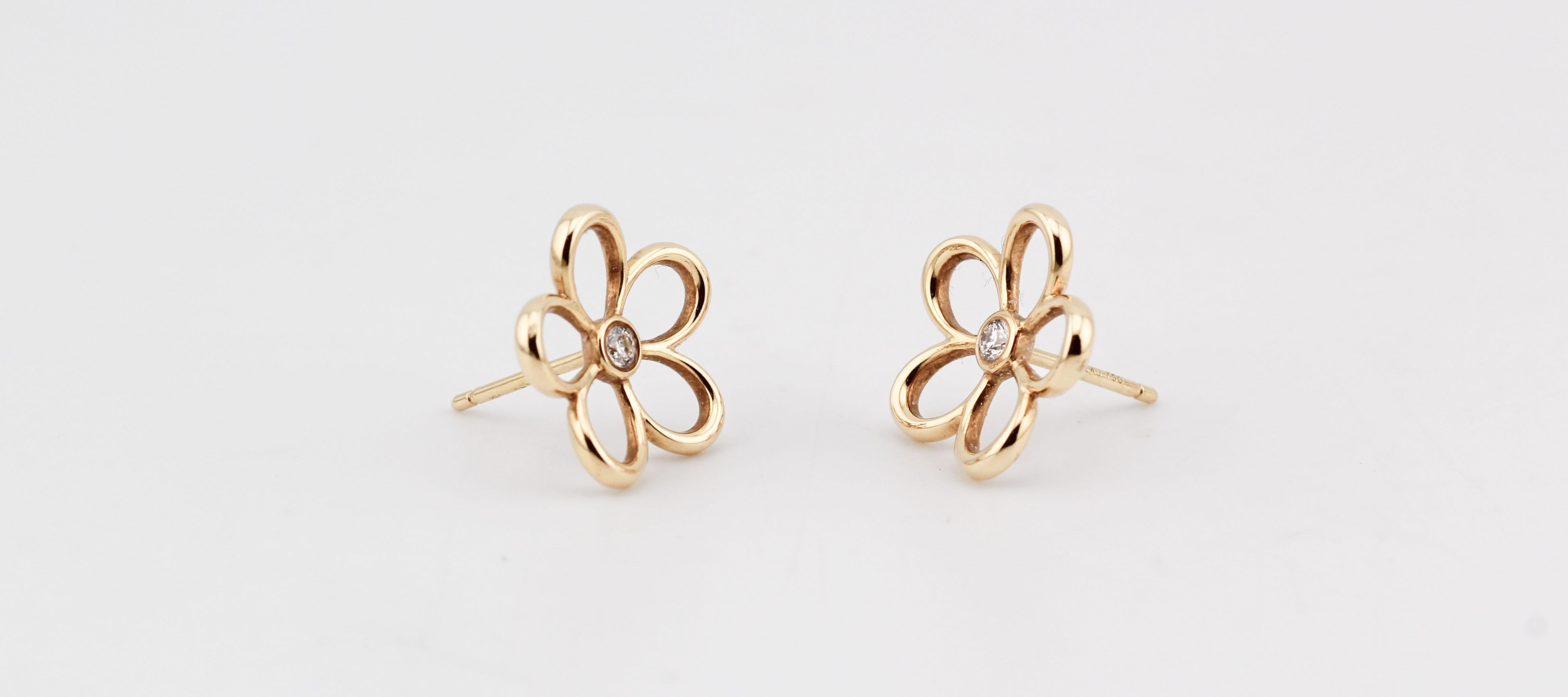 Taglio brillante Tiffany & Co. Orecchini a perno in oro 18k con diamanti a forma di fiore di giardino in vendita