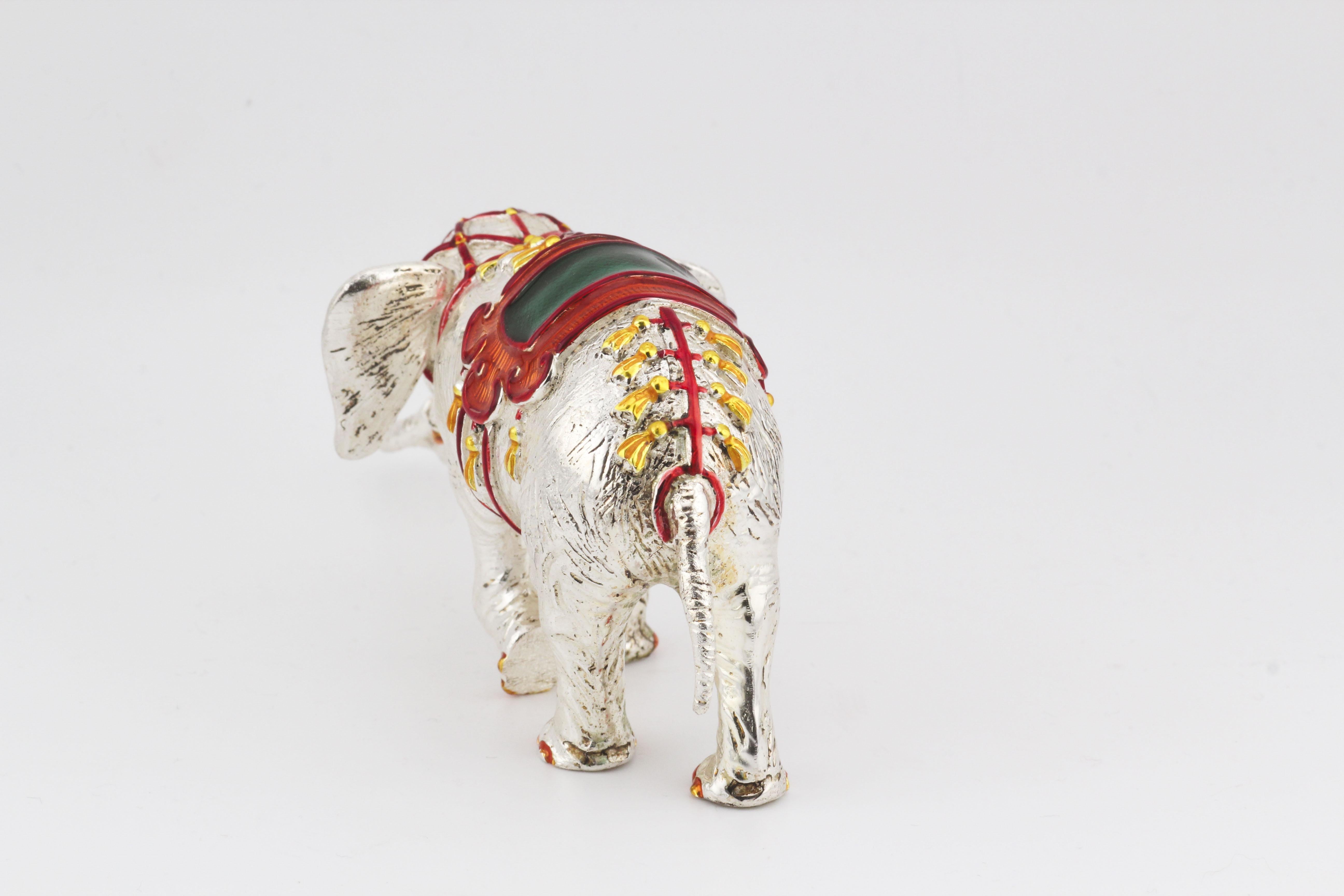 Tiffany & Co. A.A. Moore in argento smaltato Elefante del Circo In condizioni buone in vendita a Simpsonville, SC