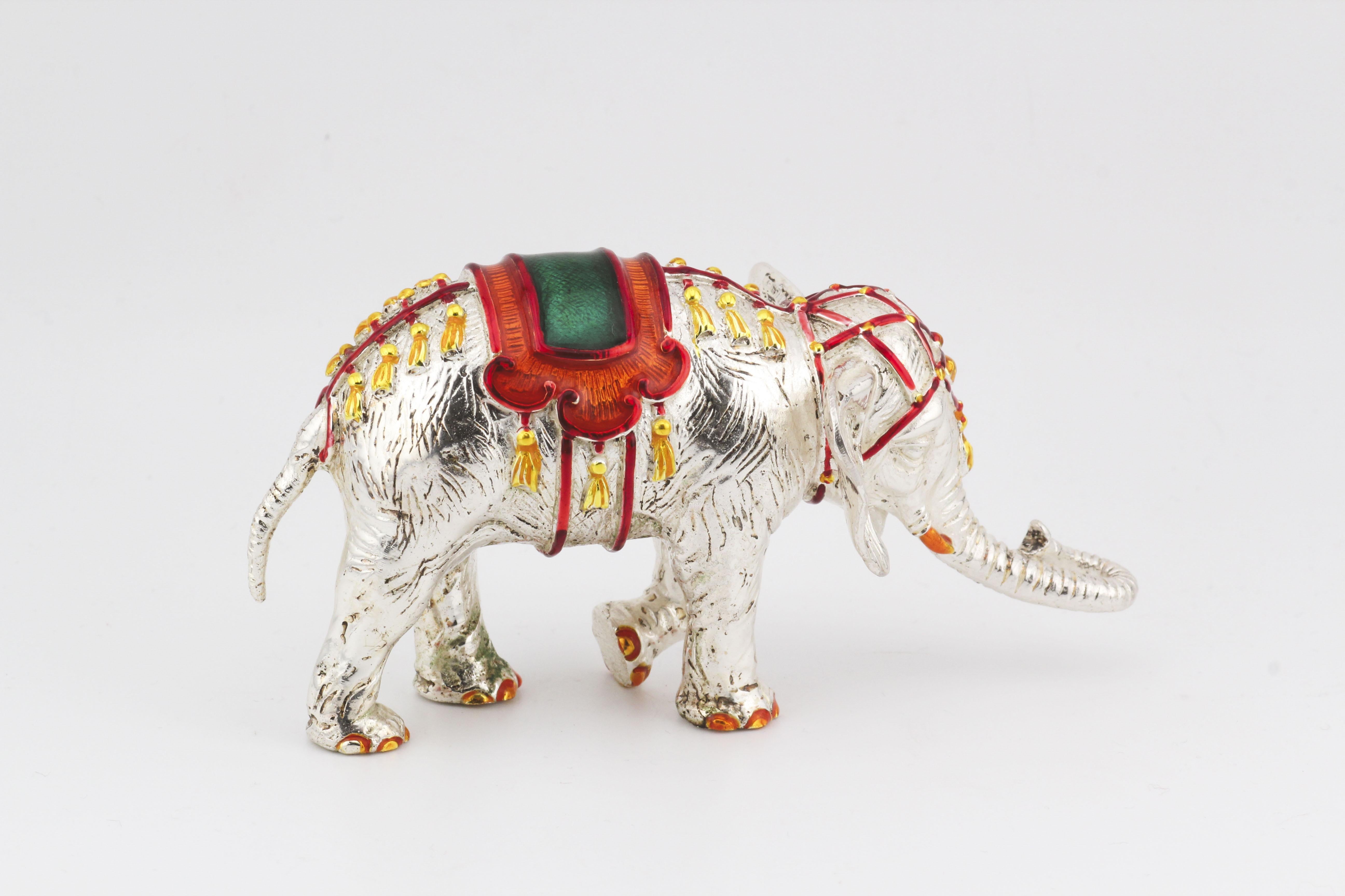 da uomo o donna Tiffany & Co. A.A. Moore in argento smaltato Elefante del Circo in vendita