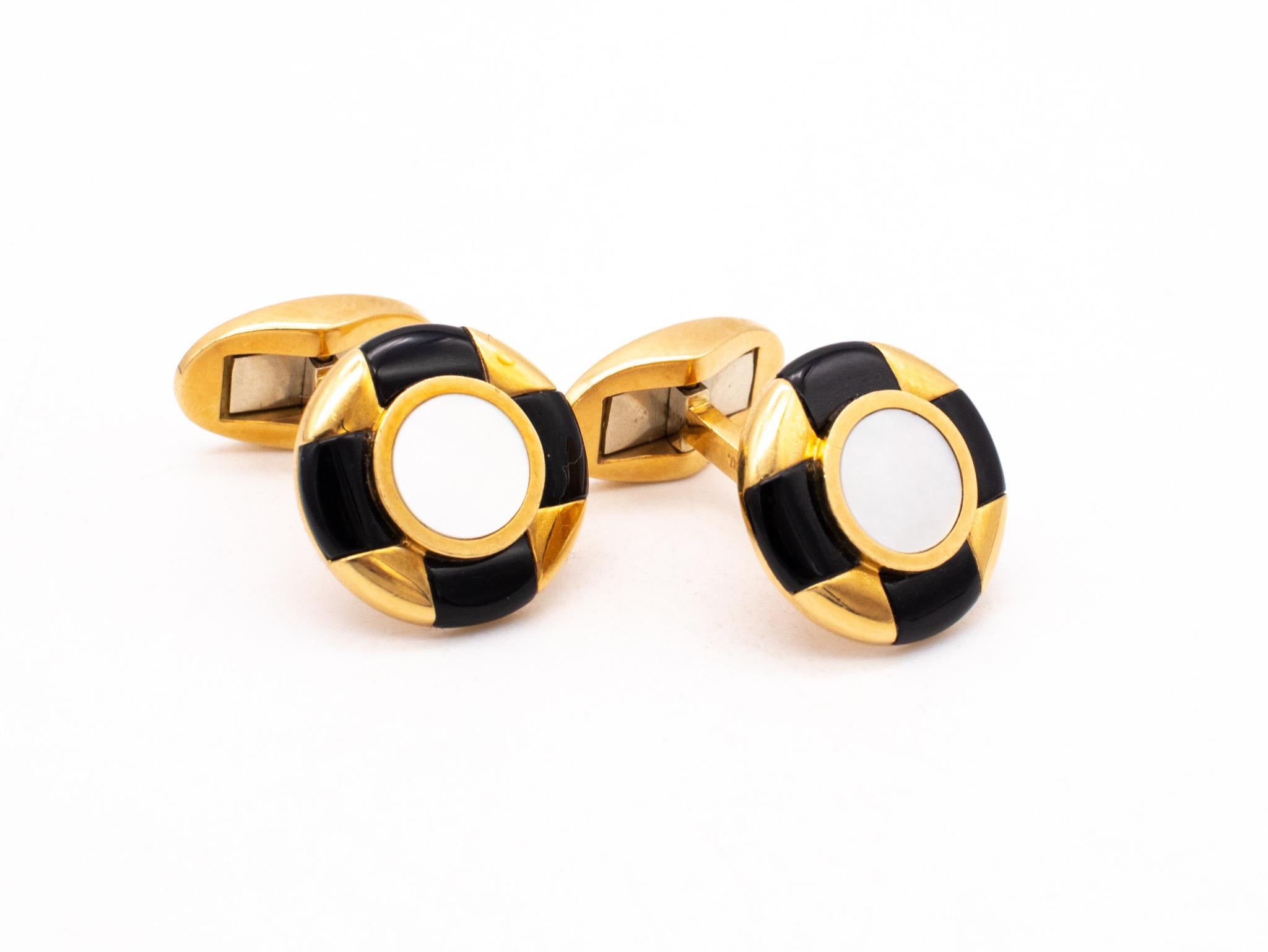 Mixed Cut Tiffany Co Geometric Cufflinks 18Kt Yellow Gold With Black Onyx And White Nacre For Sale