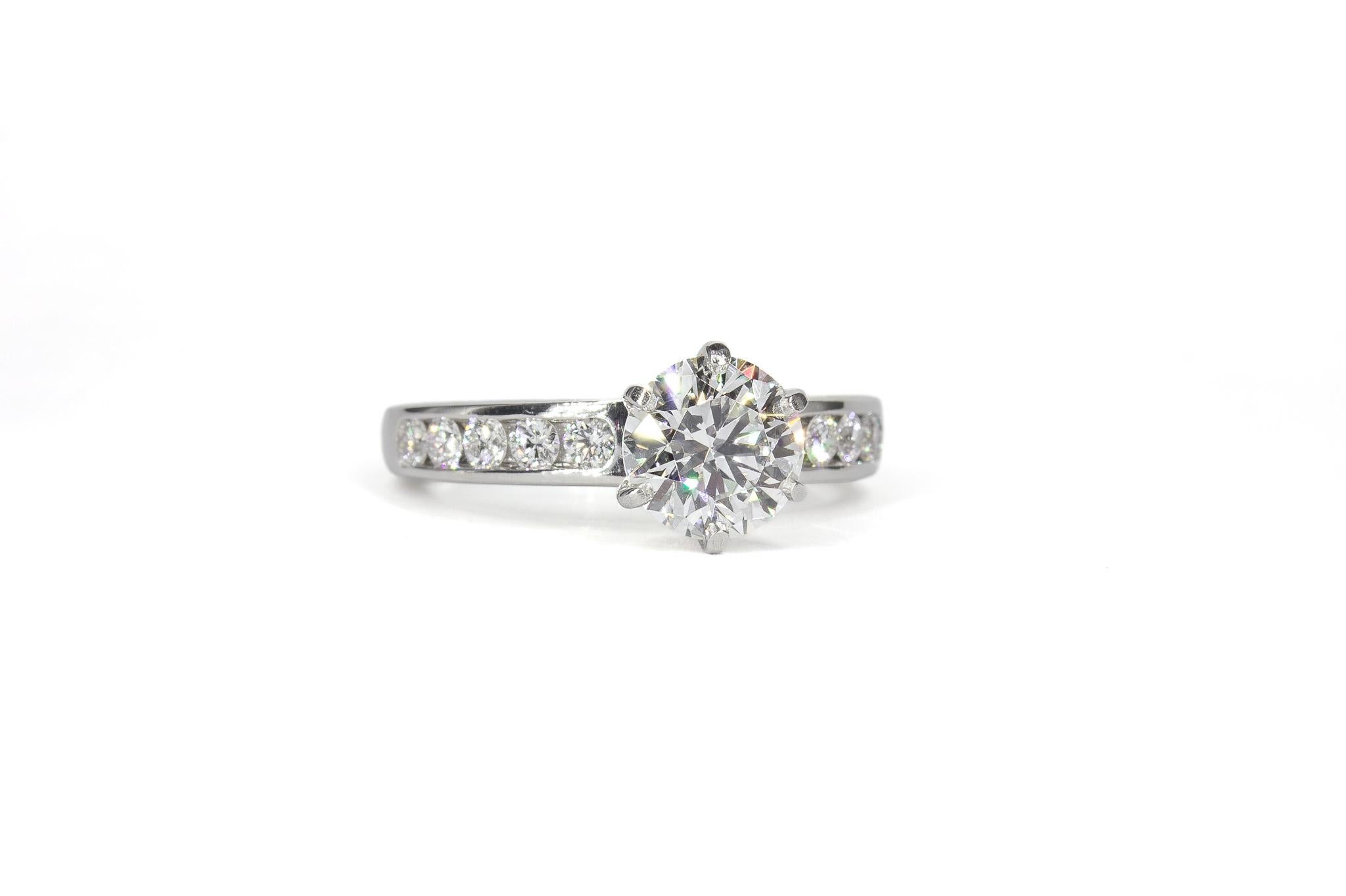 Round Cut Tiffany & Co. GIA 1.22 Carat H VS1 Round Brilliant Cut Diamond Engagement Ring For Sale