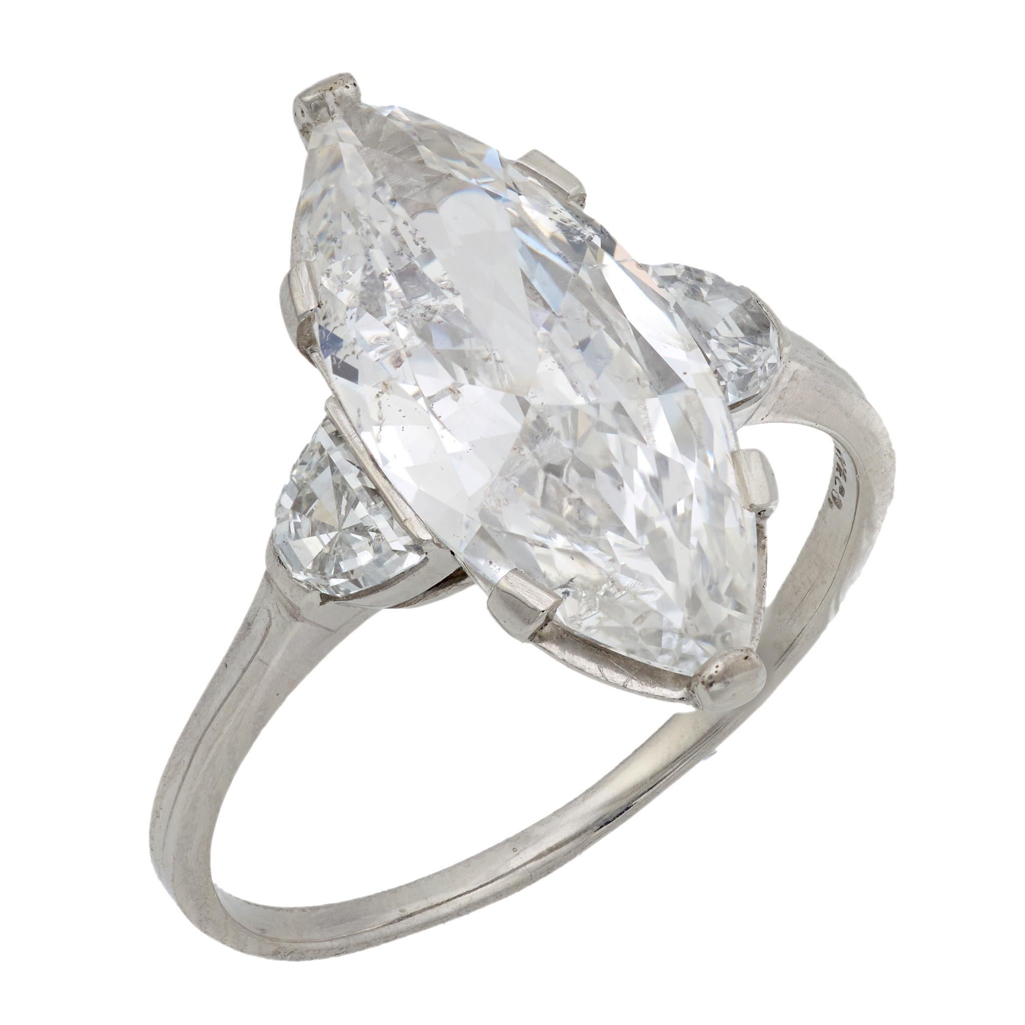 Tiffany & Co. GIA Bague de fiançailles en platine avec diamant taille marquise de 2.93 carat en vente
