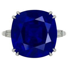 Tiffany & Co. GIA Certified 14 Carat Natural Blue Sapphire Diamond Platinum Ring