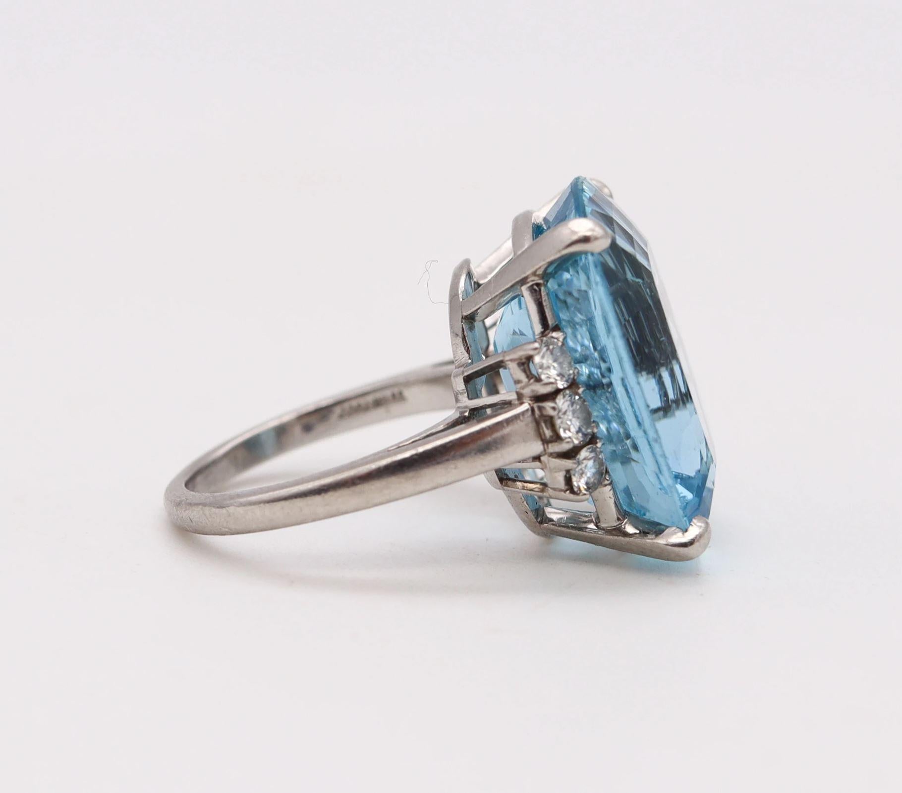 Modernist Tiffany & Co. GIA Certified 1960 Cocktail Ring Platinum with 19.17 Ct Aquamarine